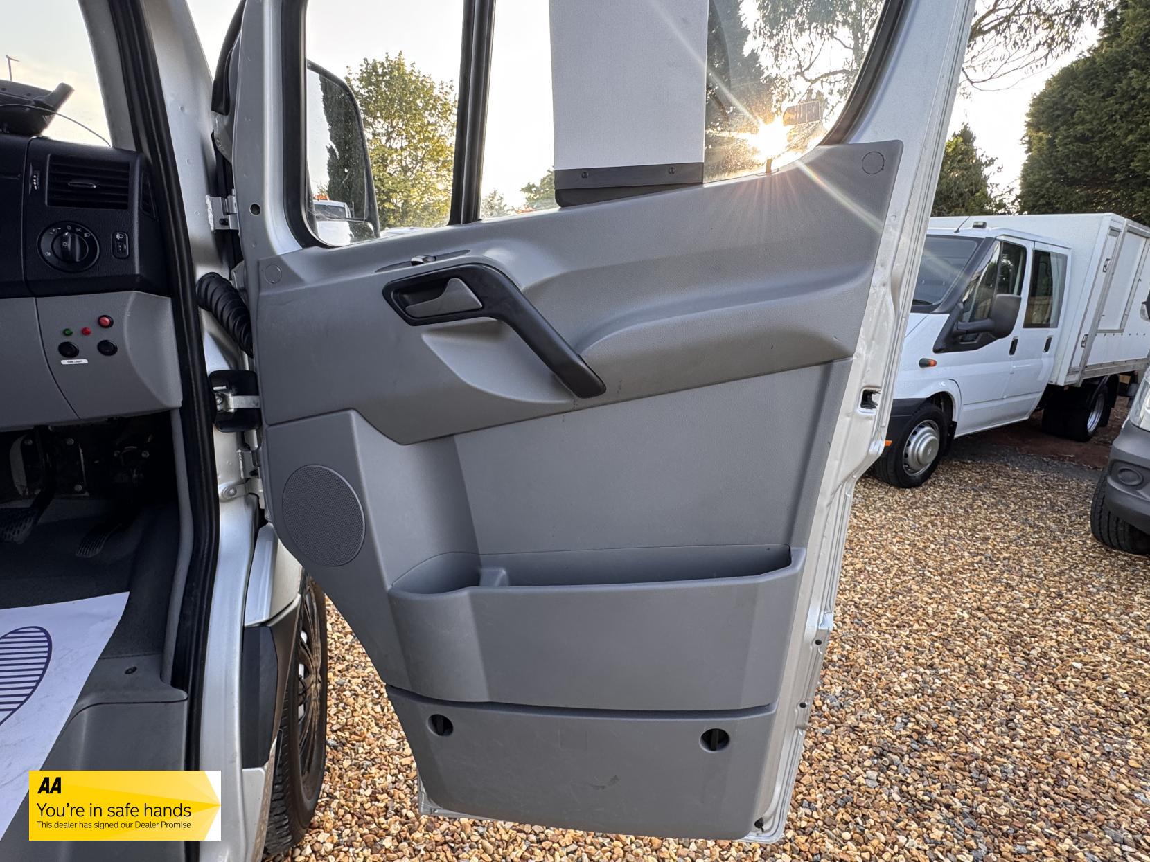 Mercedes-Benz Sprinter 2.1 313 CDi BlueEFFICIENCY Panel Van 4dr Diesel Manual RWD L1 H3 (211 g/km, 129 bhp)