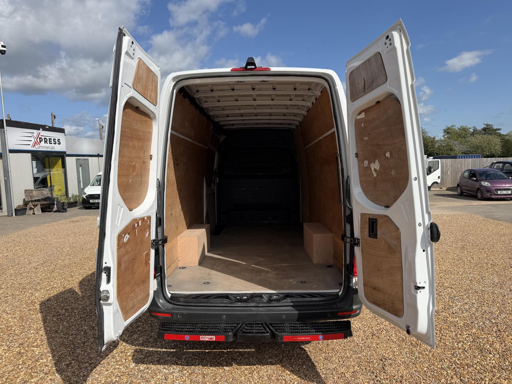 2020 Mercedes-Benz Sprinter 2.1 314 CDI Panel Van 5dr Diesel Manual RWD L3 H2 Euro 6 (143 ps) - Thumbnail 10