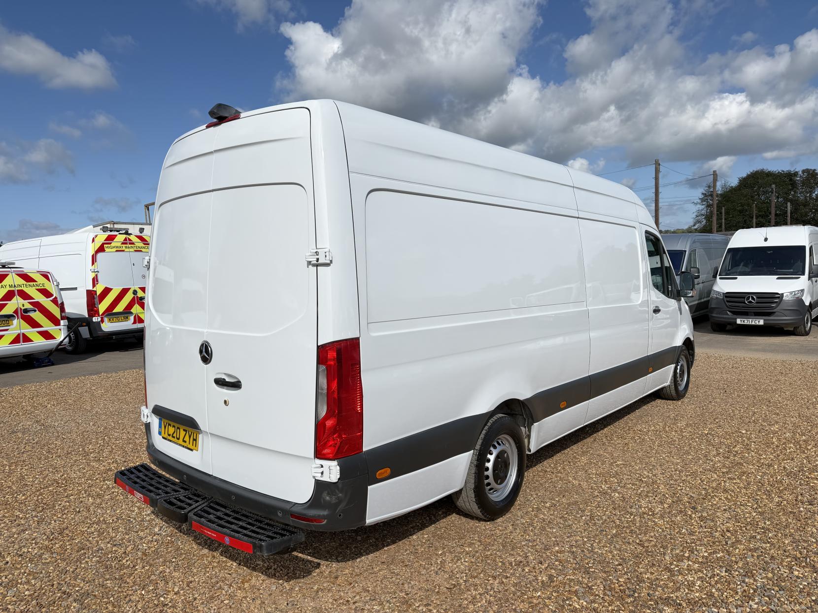 2020 Mercedes-Benz Sprinter 2.1 314 CDI Panel Van 5dr Diesel Manual RWD L3 H2 Euro 6 (143 ps) - Thumbnail 8