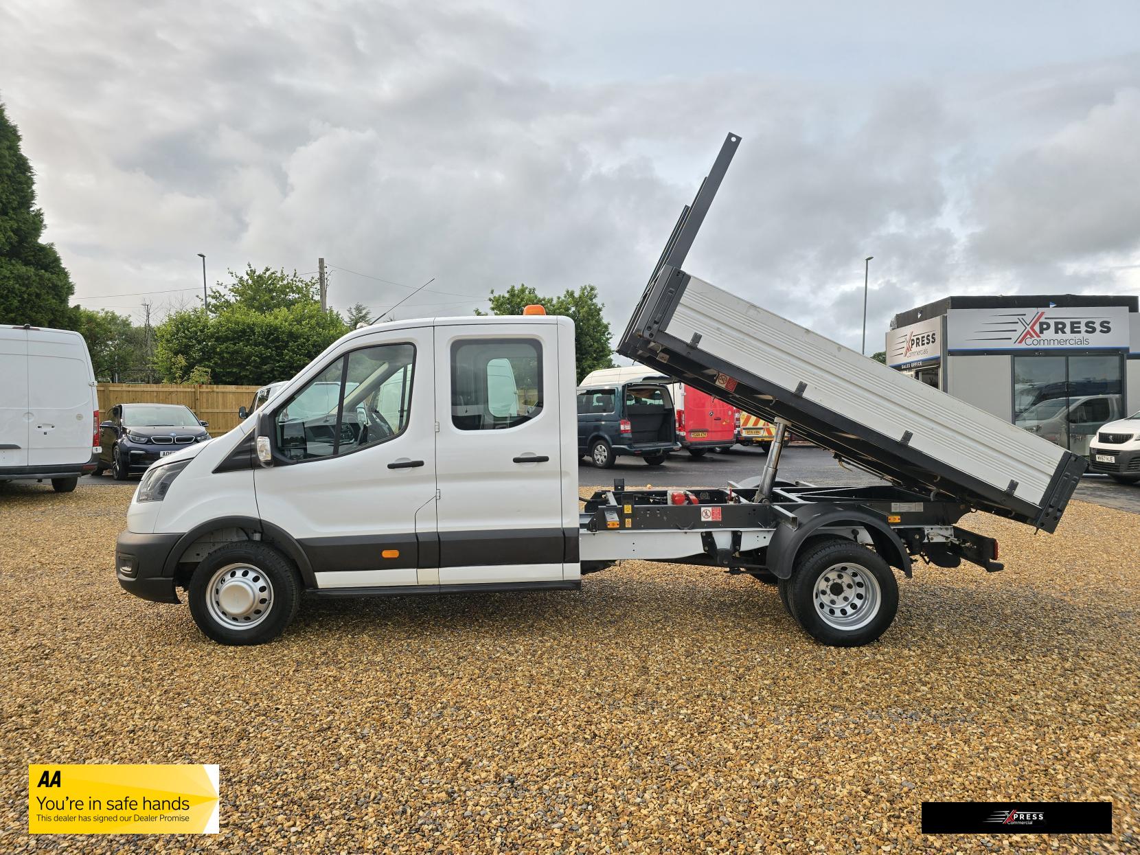 Ford Transit Transit 2.0 350 EcoBlue Leader Tipper Double Cab 4dr Diesel Manual RWD L3 Euro 6 (s/s) (1-Way, Aluminium, 1-Stop) (130 ps)