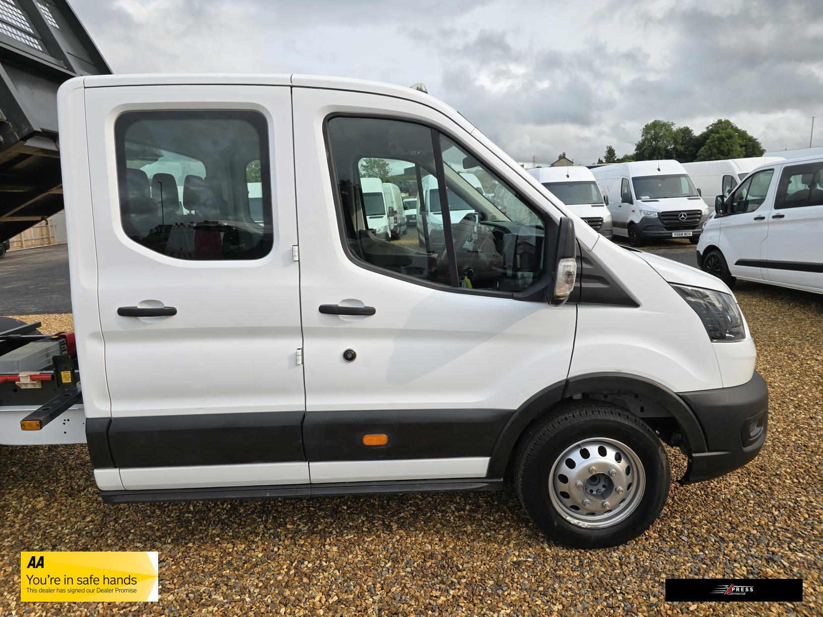 Ford Transit Transit 2.0 350 EcoBlue Leader Tipper Double Cab 4dr Diesel Manual RWD L3 Euro 6 (s/s) (1-Way, Aluminium, 1-Stop) (130 ps)