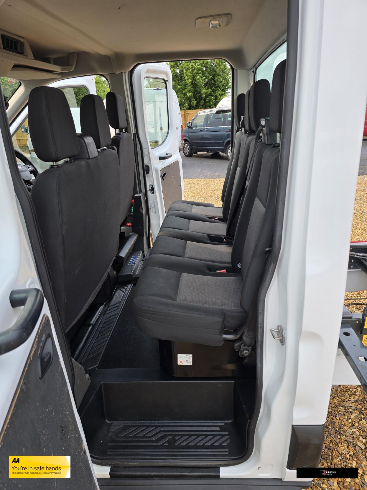 Ford Transit Transit 2.0 350 EcoBlue Leader Tipper Double Cab 4dr Diesel Manual RWD L3 Euro 6 (s/s) (1-Way, Aluminium, 1-Stop) (130 ps)