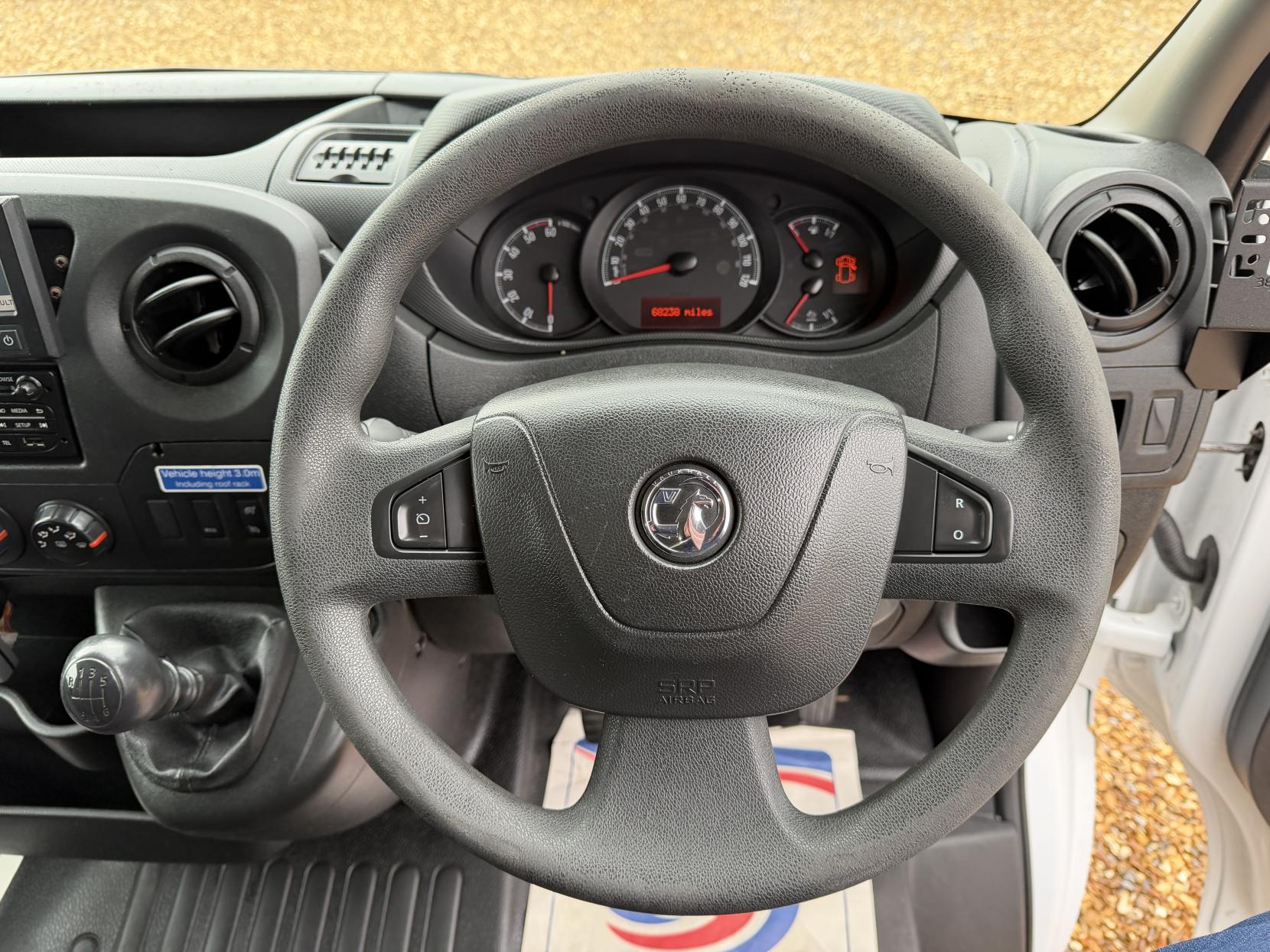 Vauxhall Movano 2.3 CDTi 3500 Panel Van 5dr Diesel Manual FWD L2 H2 Euro 6 (130 ps)