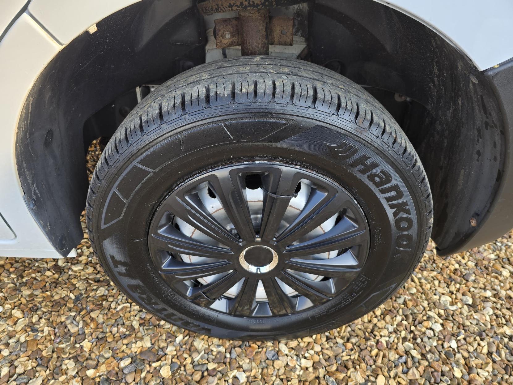 Nissan NV400 2.3 dCi 35 SE Panel Van 5dr Diesel Manual FWD L2 H3 Euro 5 (125 bhp)