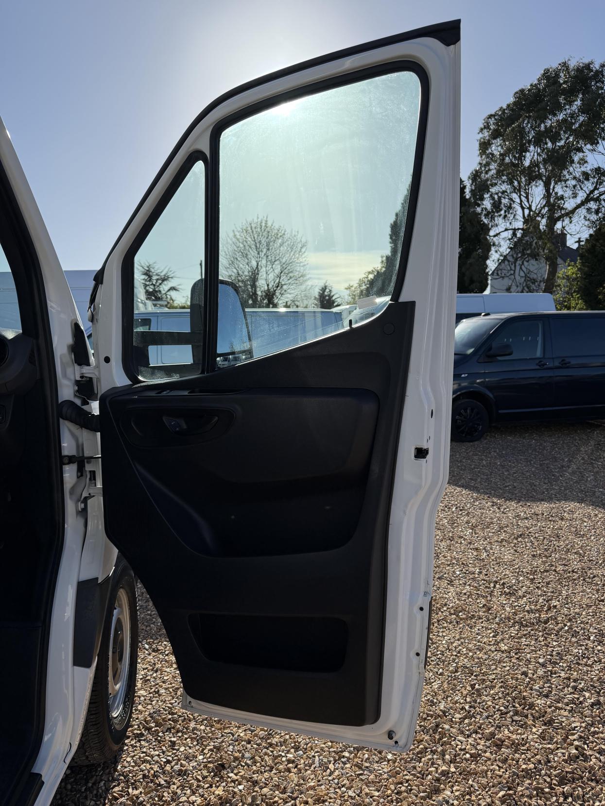 Mercedes-Benz Sprinter 2.1 314 CDI Chassis Cab 2dr Diesel Manual RWD L3 Euro 6 (s/s) (143 ps)