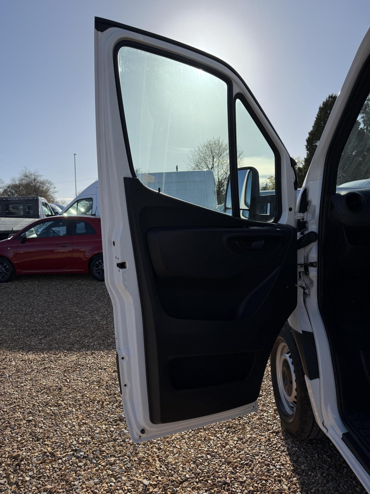 Mercedes-Benz Sprinter 2.1 314 CDI Chassis Cab 2dr Diesel Manual RWD L3 Euro 6 (s/s) (143 ps)