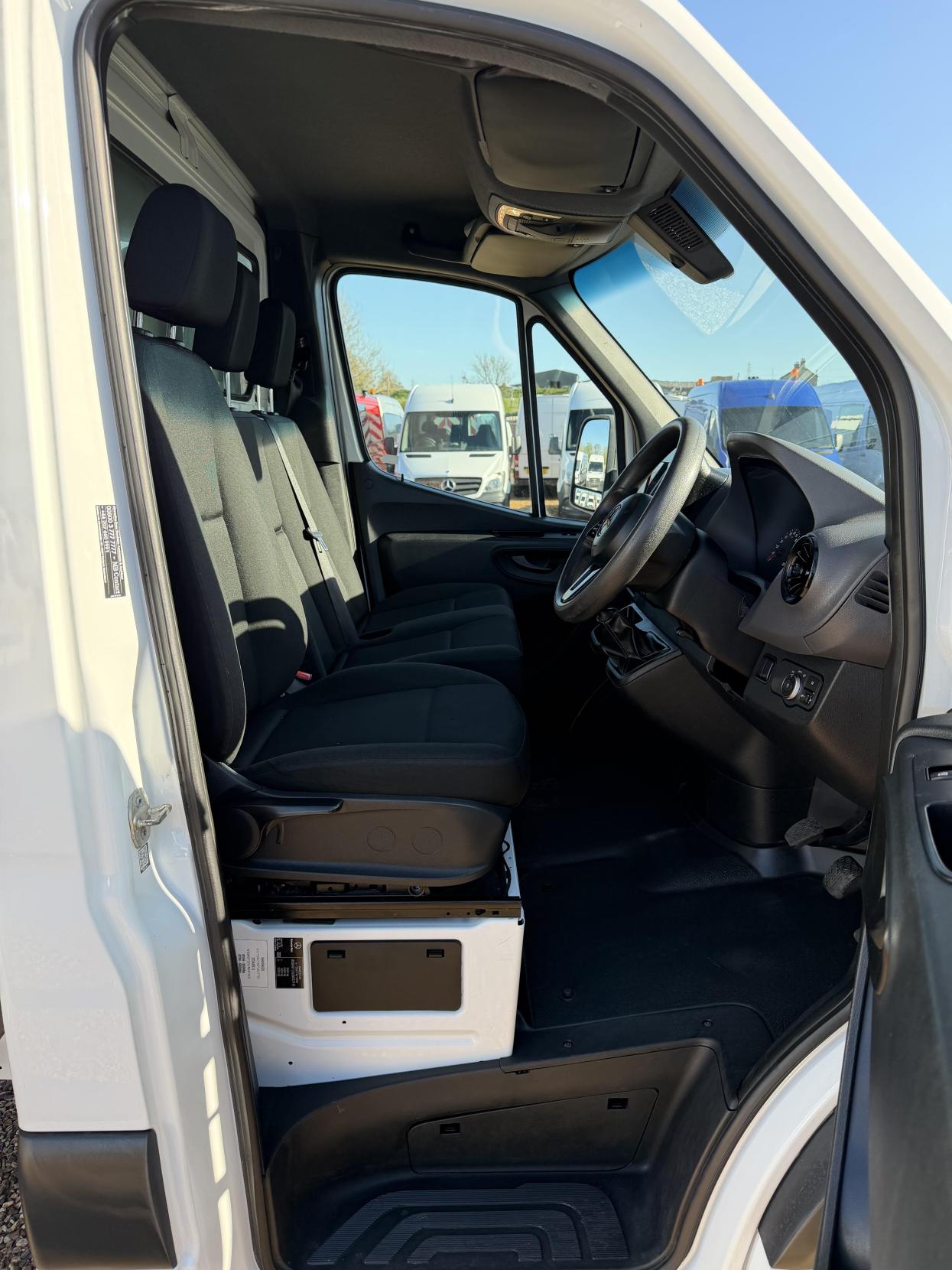 Mercedes-Benz Sprinter 2.1 314 CDI Chassis Cab 2dr Diesel Manual RWD L3 Euro 6 (s/s) (143 ps)