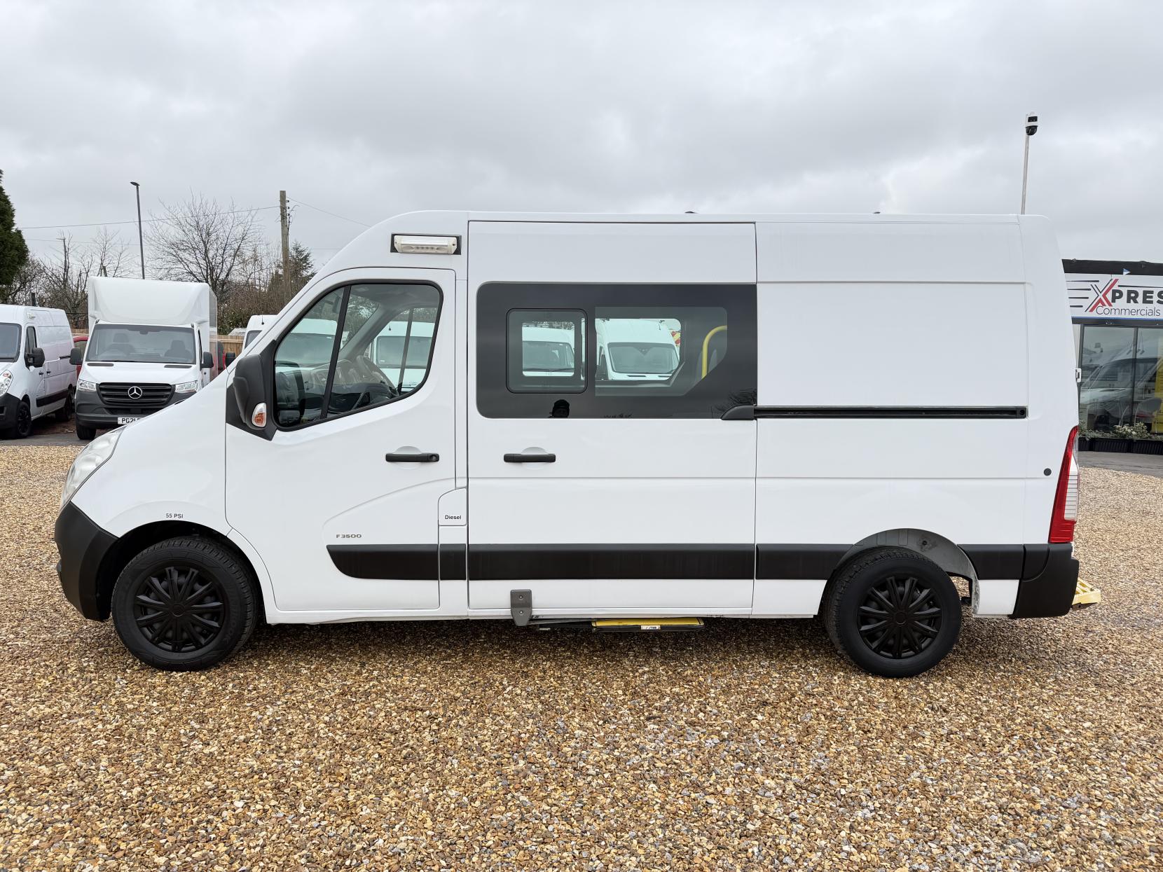 Vauxhall Movano 2.3 CDTi 3500 Panel Van 5dr Diesel Manual FWD L2 H2 Euro 6 (130 ps)