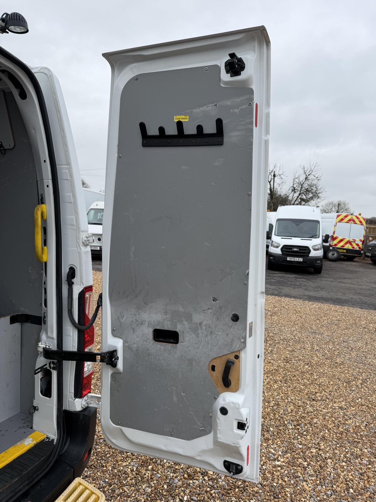 Vauxhall Movano 2.3 CDTi 3500 Panel Van 5dr Diesel Manual FWD L2 H2 Euro 6 (130 ps)