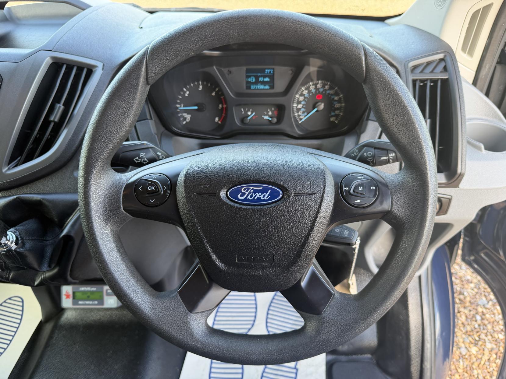 2016 Ford Transit 2.2 TDCi 350 Chassis Double Cab 4dr Diesel Manual RWD L3 H1 Euro 5 (DRW) (125 ps) - Thumbnail 38