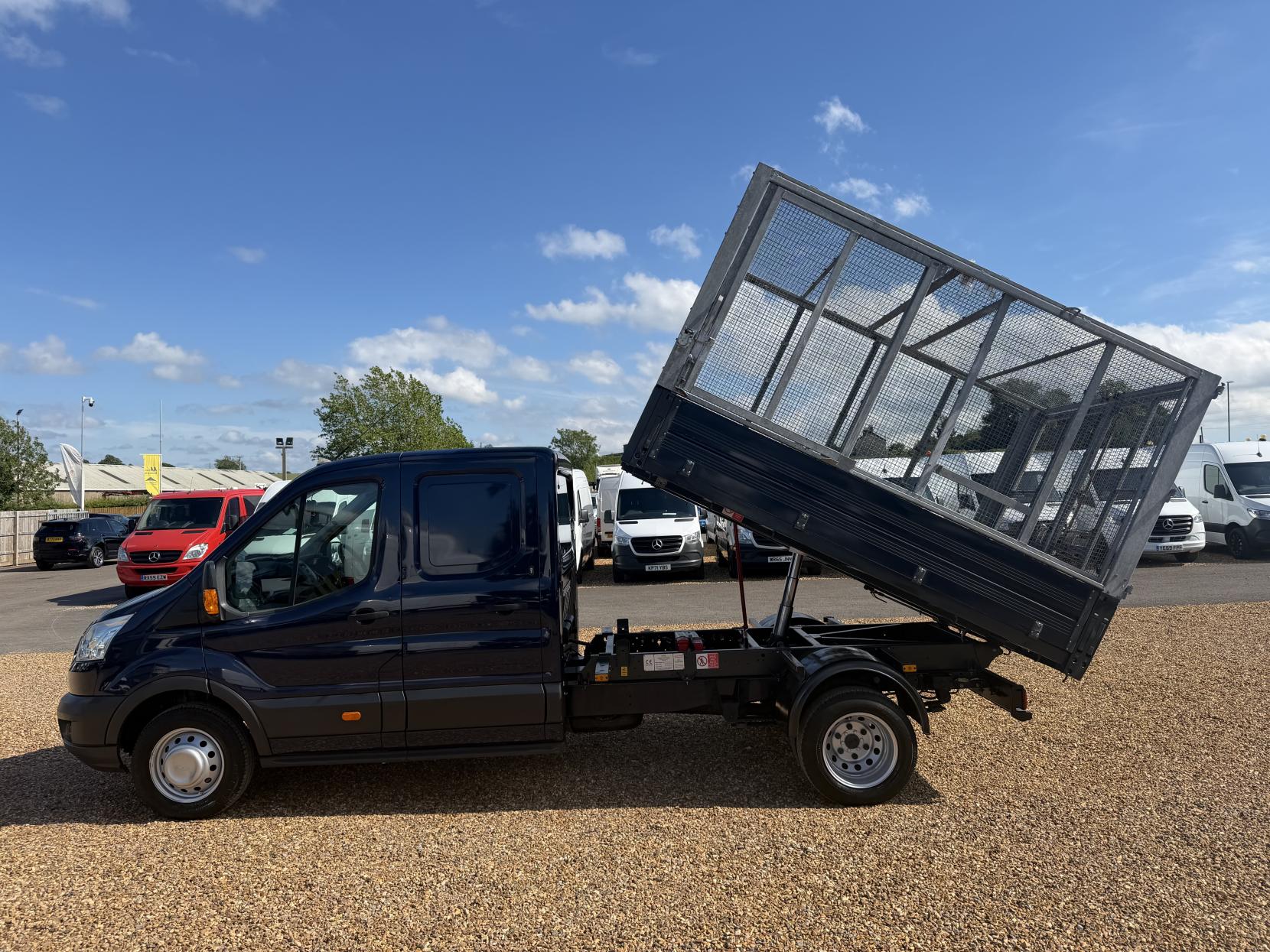 2016 Ford Transit 2.2 TDCi 350 Chassis Double Cab 4dr Diesel Manual RWD L3 H1 Euro 5 (DRW) (125 ps) - Thumbnail 8