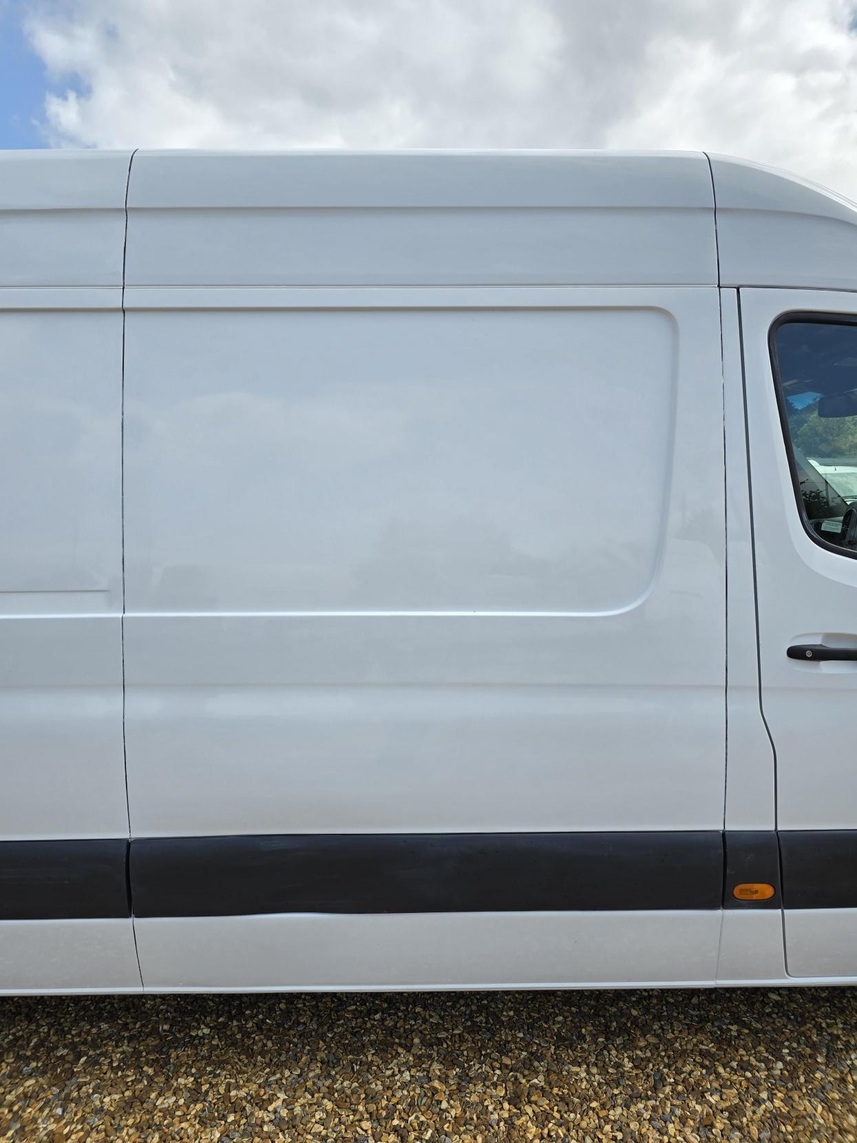 Mercedes-Benz Sprinter 2.1 311 CDI Panel Van 5dr Diesel Manual RWD L3 H2 Euro 6 (114 ps)