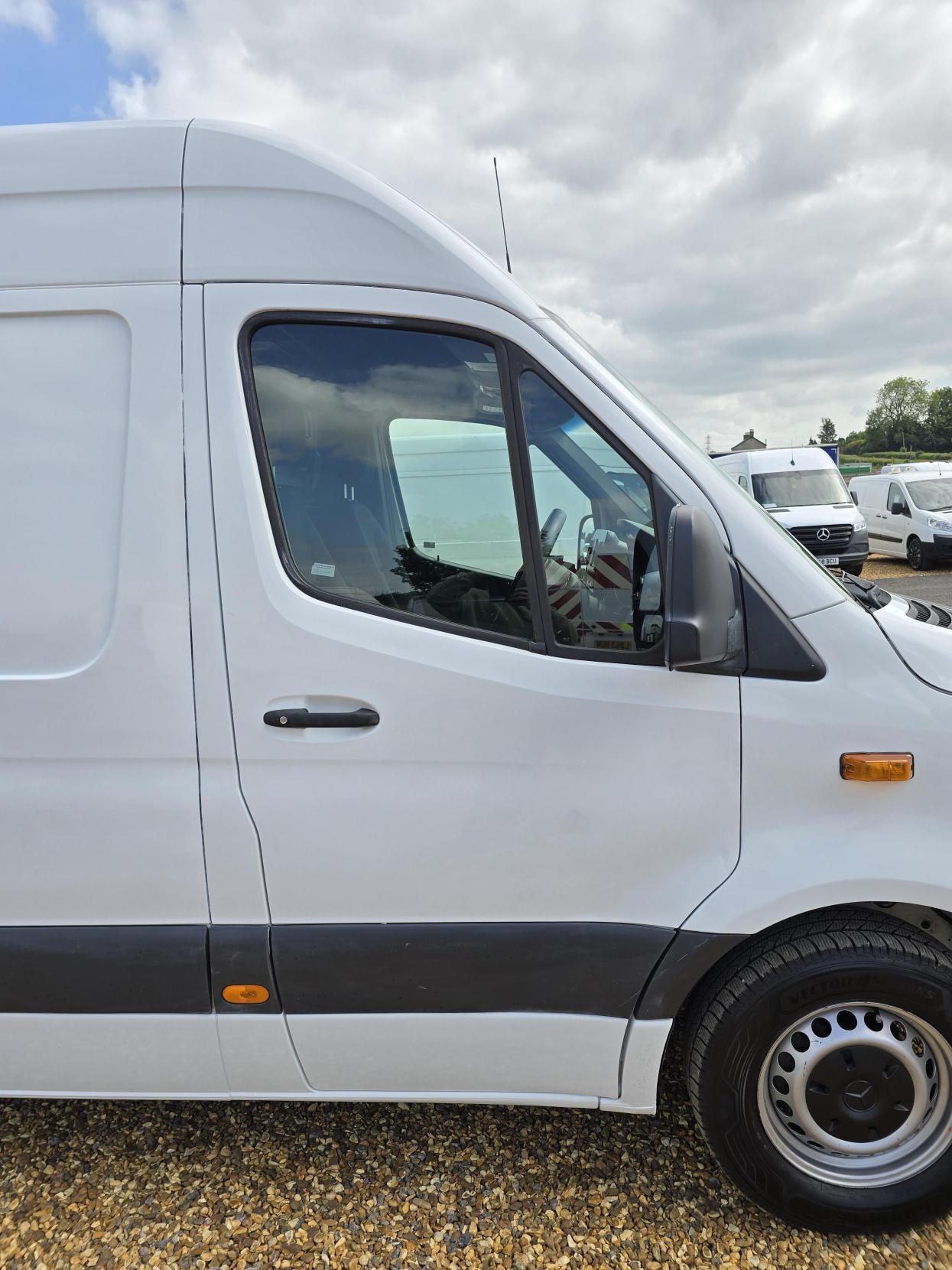 Mercedes-Benz Sprinter 2.1 311 CDI Panel Van 5dr Diesel Manual RWD L3 H2 Euro 6 (114 ps)