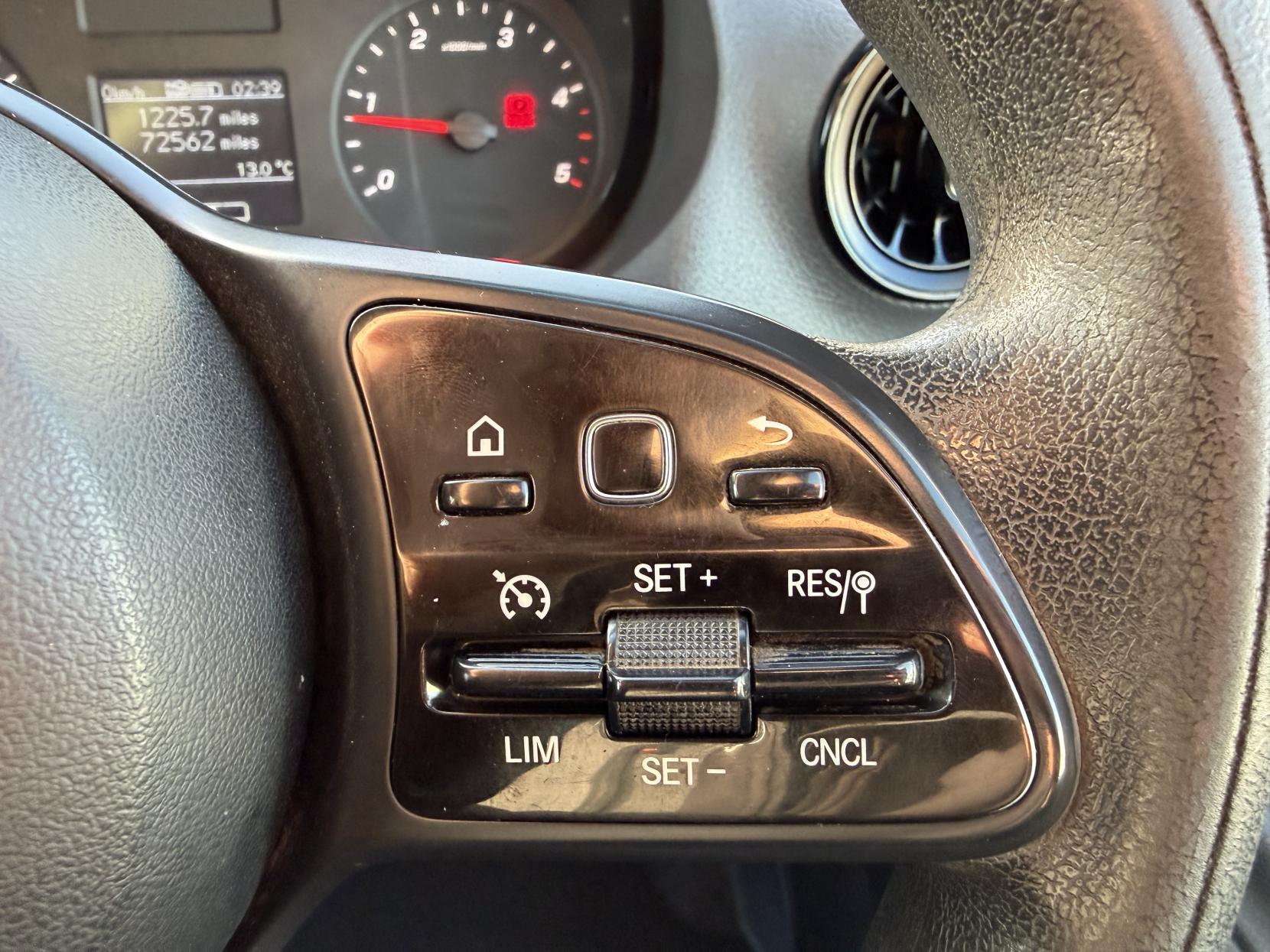 Mercedes-Benz Sprinter 2.1 316 CDI Panel Van 5dr Diesel Manual RWD L2 H2 Euro 6 (163 ps)