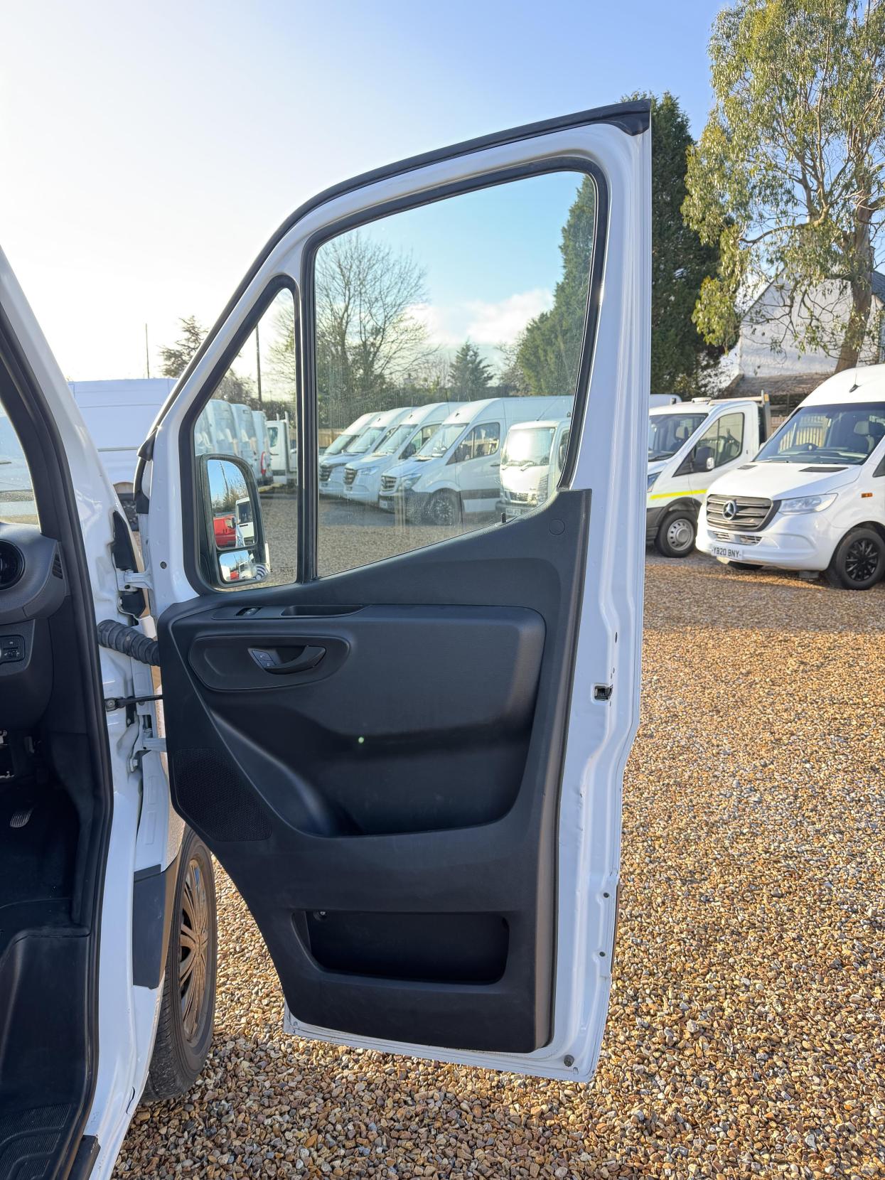 Mercedes-Benz Sprinter 2.1 316 CDI Panel Van 5dr Diesel Manual RWD L2 H2 Euro 6 (163 ps)