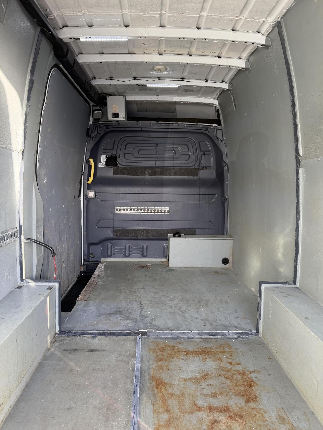 Mercedes-Benz Sprinter 2.1 316 CDI Panel Van 5dr Diesel Manual RWD L2 H2 Euro 6 (163 ps)