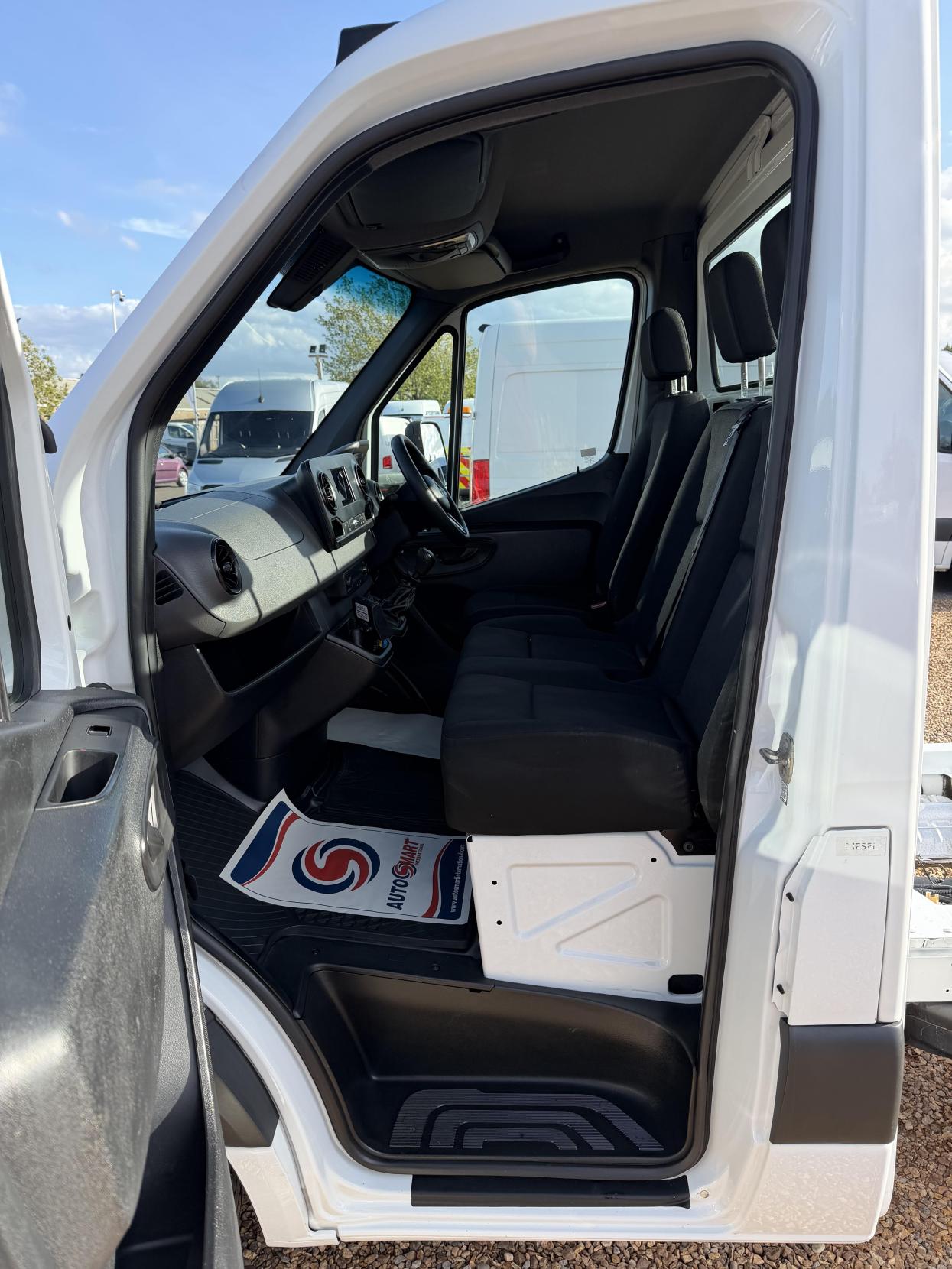 2018 Mercedes-Benz Sprinter 2.1 314 CDI Chassis Cab 2dr Diesel Manual RWD L3 Euro 6 (s/s) (143 ps) - Thumbnail 22