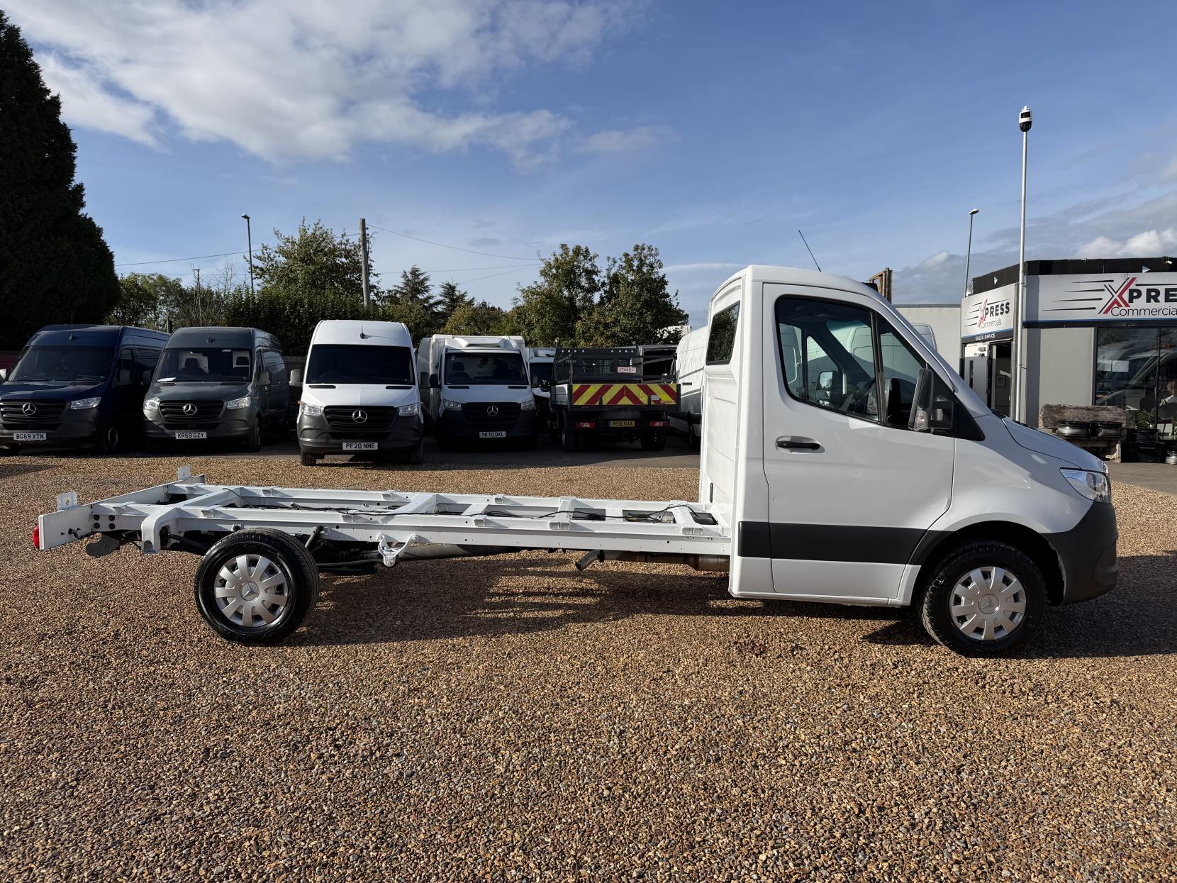 2018 Mercedes-Benz Sprinter 2.1 314 CDI Chassis Cab 2dr Diesel Manual RWD L3 Euro 6 (s/s) (143 ps) - Thumbnail 12