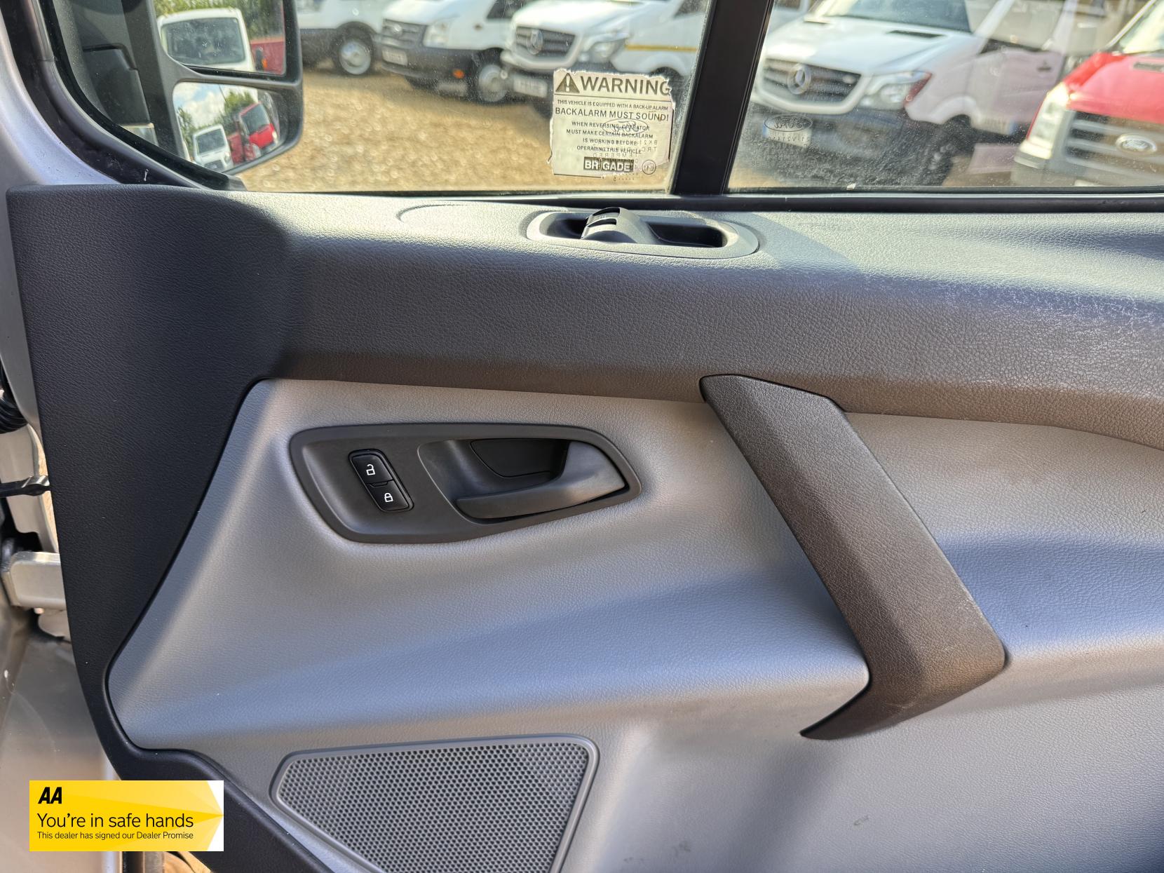 Ford Transit Custom 2.2 TDCi 310 ECOnetic Panel Van 5dr Diesel Manual L1 H1 (162 g/km, 98 bhp)