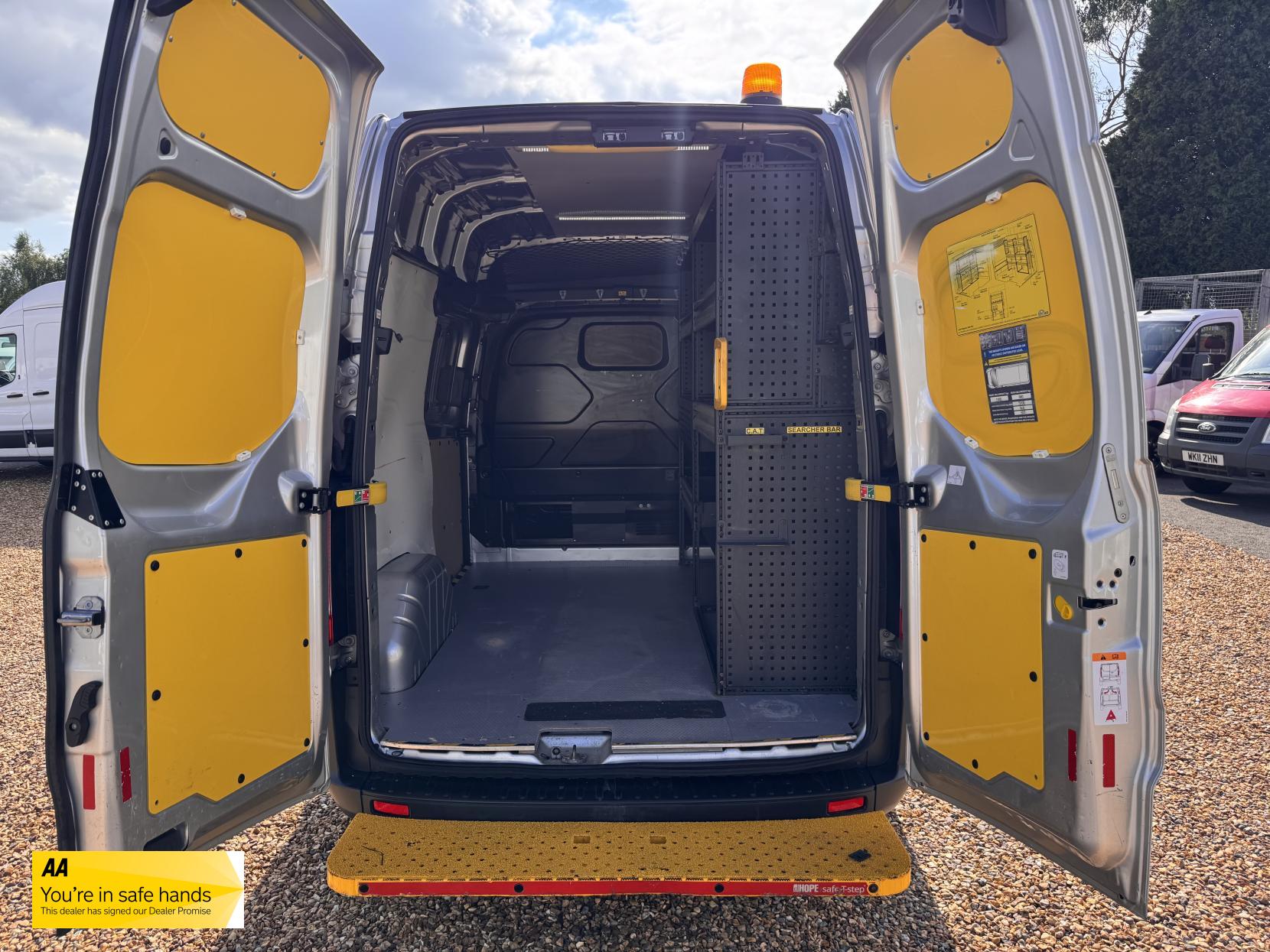 Ford Transit Custom 2.2 TDCi 310 ECOnetic Panel Van 5dr Diesel Manual L1 H1 (162 g/km, 98 bhp)