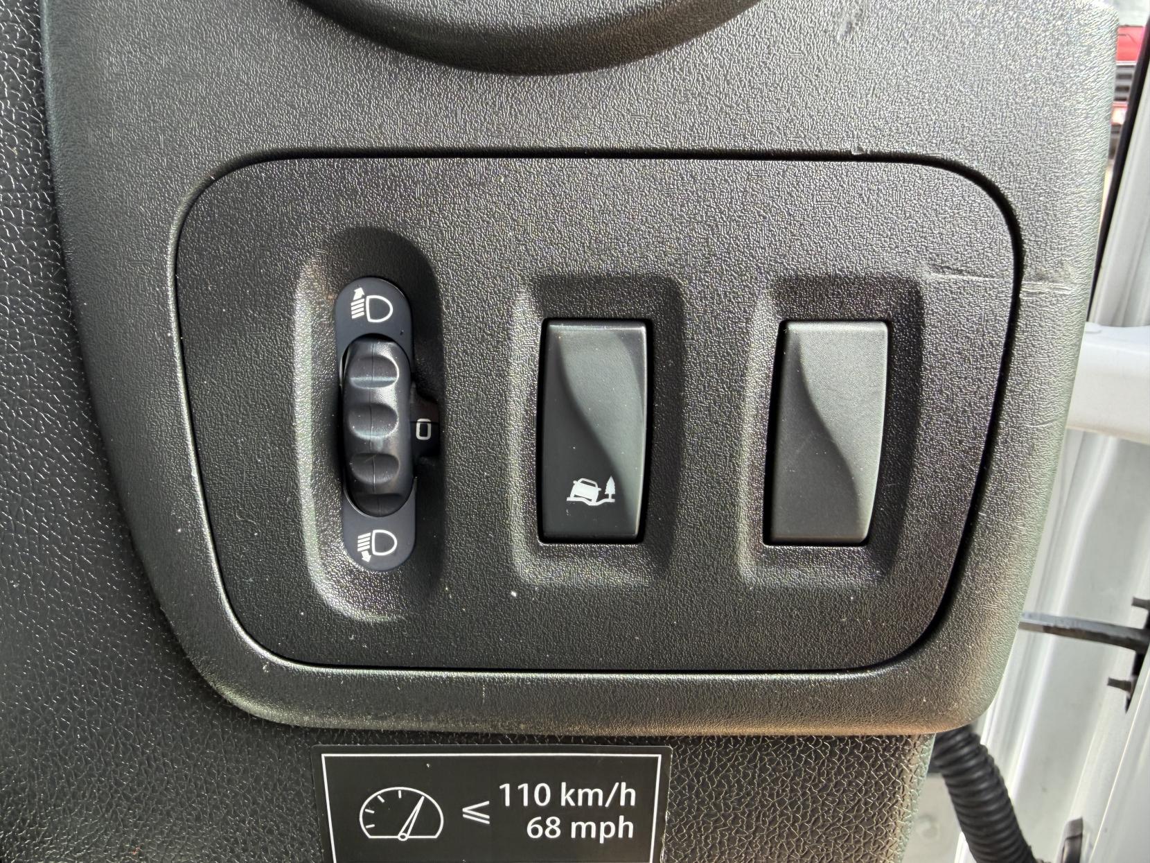 Vauxhall Movano 2.3 CDTi 3500 Panel Van 5dr Diesel Manual FWD L2 H2 Euro 6 (130 ps)