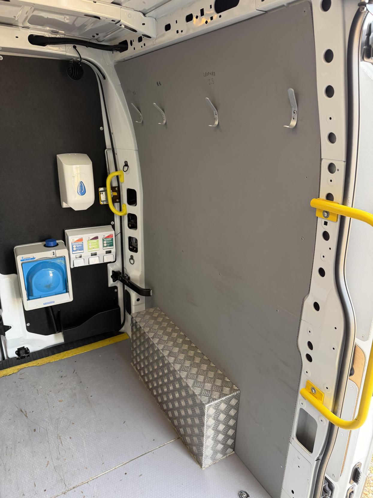 Vauxhall Movano 2.3 CDTi 3500 Panel Van 5dr Diesel Manual FWD L2 H2 Euro 6 (130 ps)