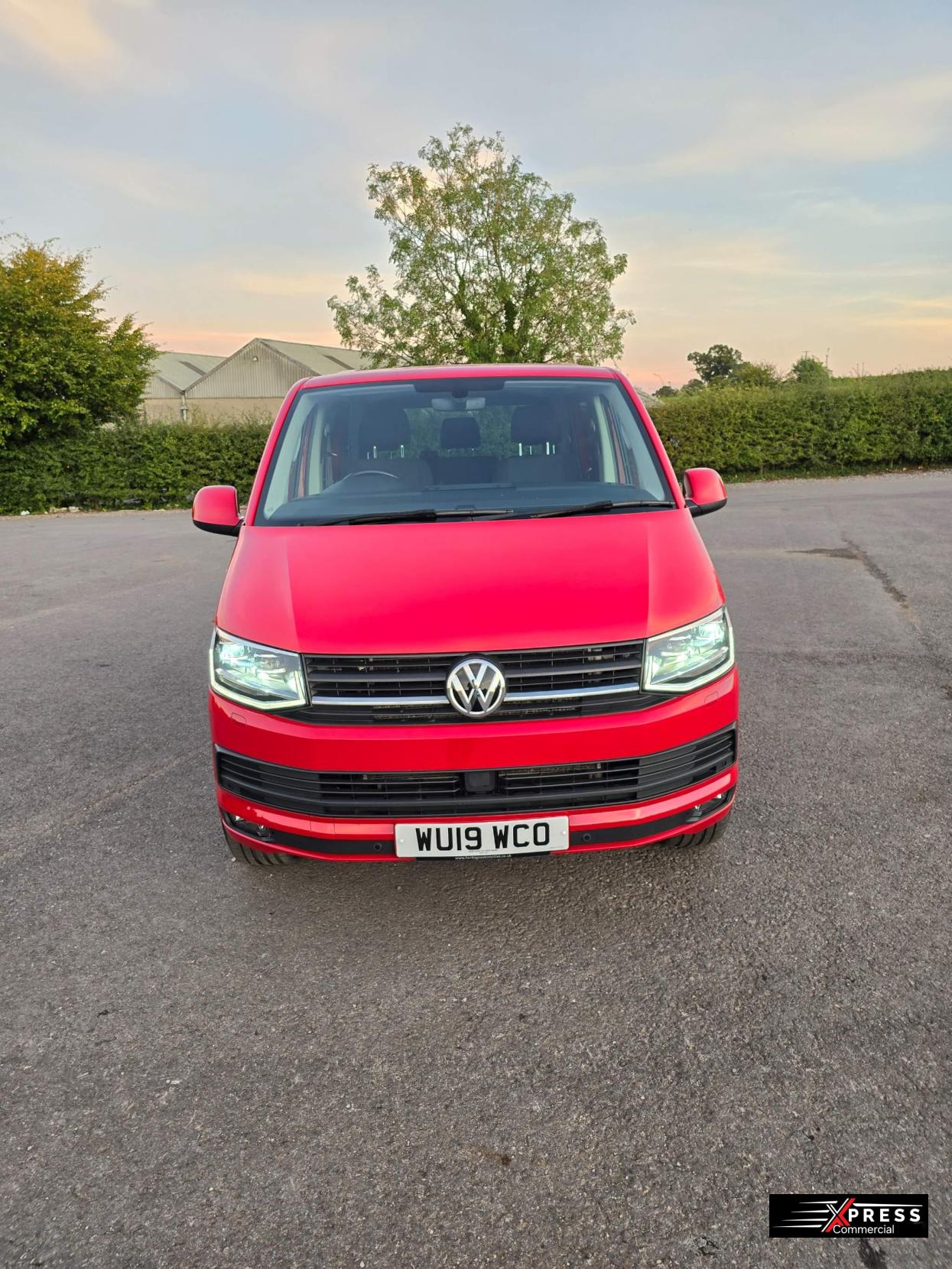 Volkswagen Transporter 2.0 TDI T32 BlueMotion Tech Highline Crew Van DSG FWD SWB Euro 6 (s/s) 5dr