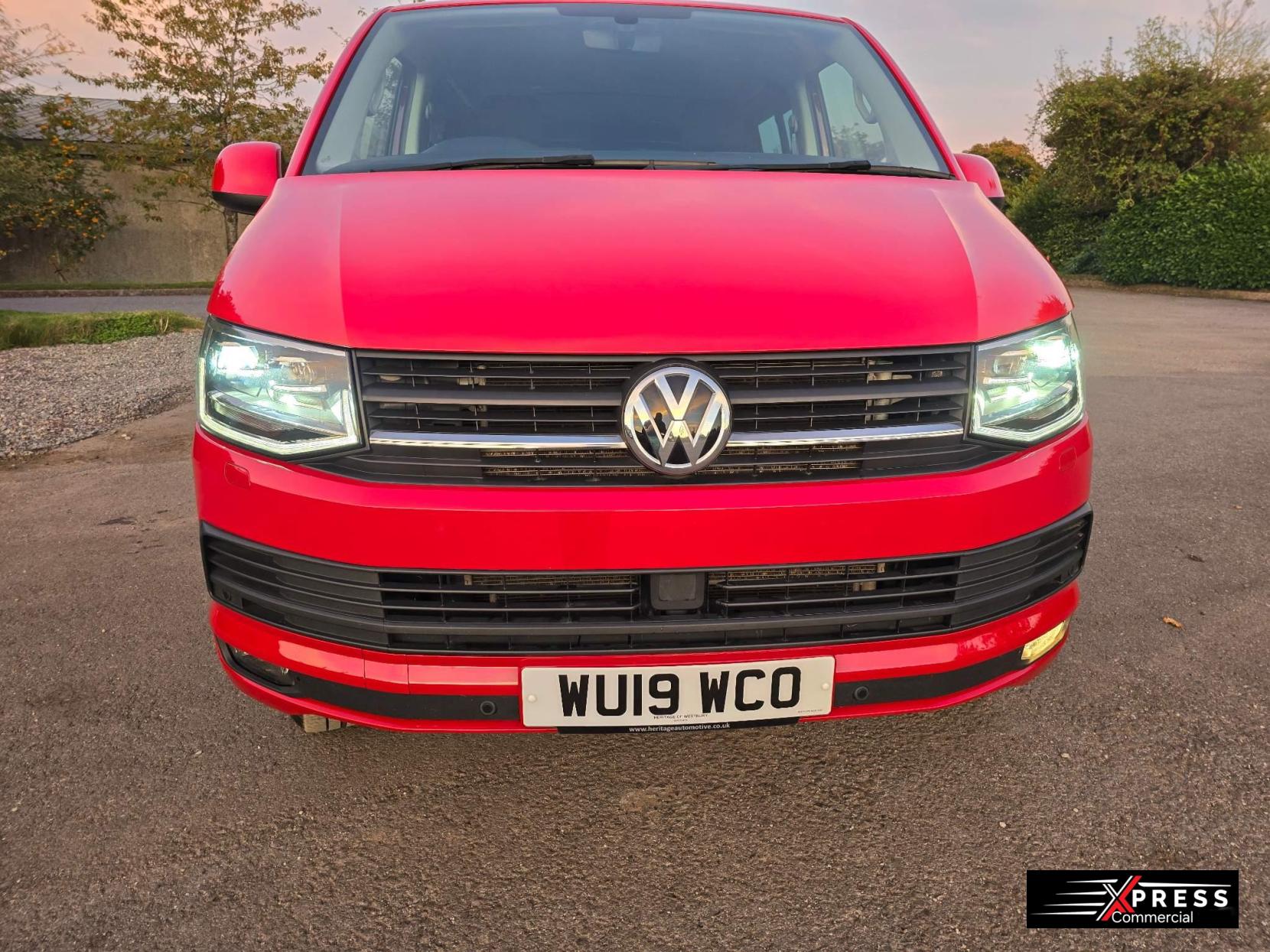 Volkswagen Transporter 2.0 TDI T32 BlueMotion Tech Highline Crew Van DSG FWD SWB Euro 6 (s/s) 5dr