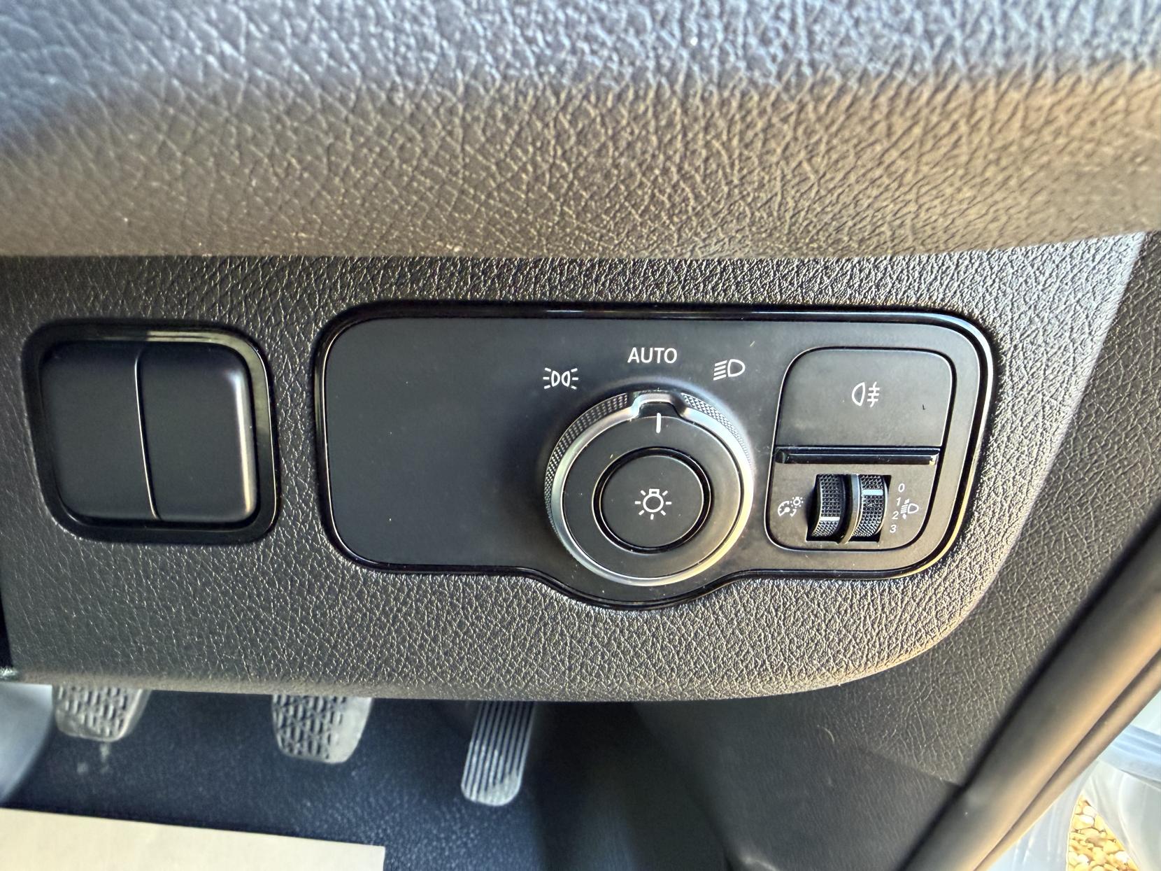 Mercedes-Benz Sprinter 2.1 314 CDI Panel Van 5dr Diesel Manual RWD L3 H2 Euro 6 (143 ps)