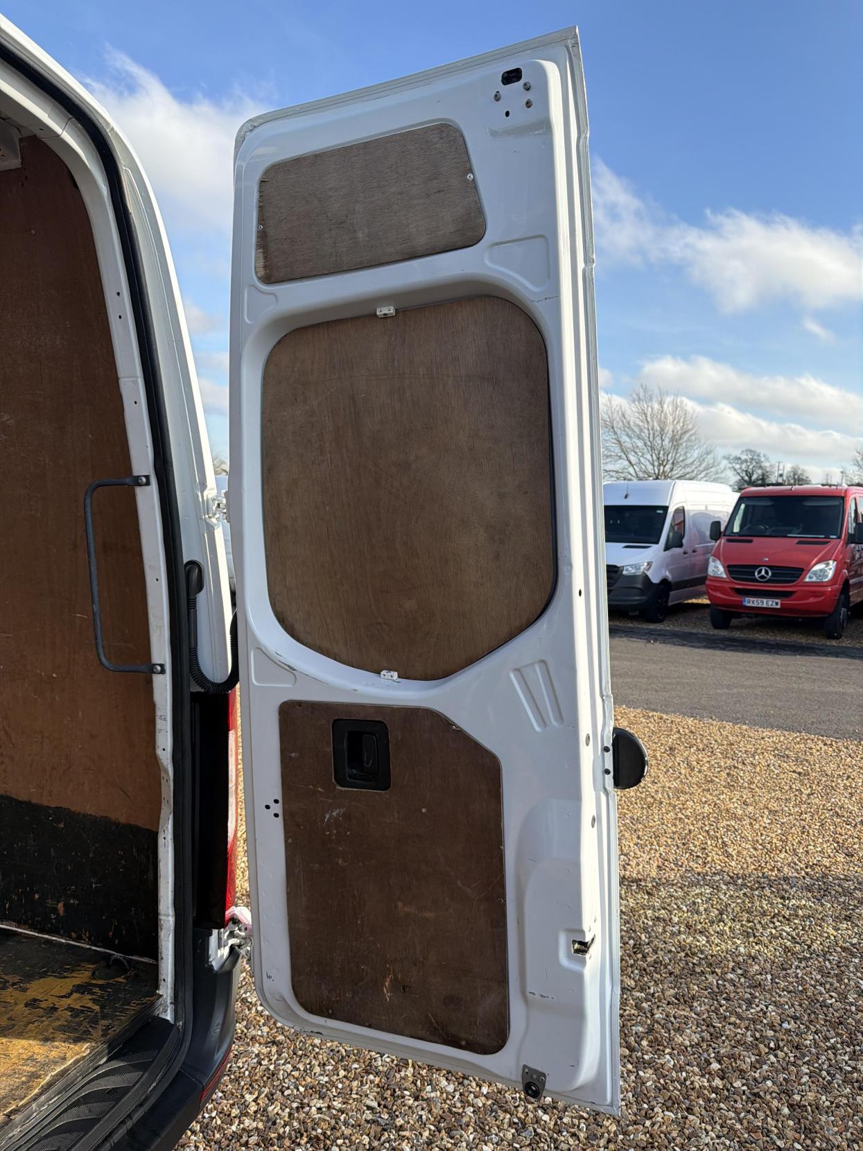 Mercedes-Benz Sprinter 2.1 314 CDI Panel Van 5dr Diesel Manual RWD L3 H2 Euro 6 (143 ps)