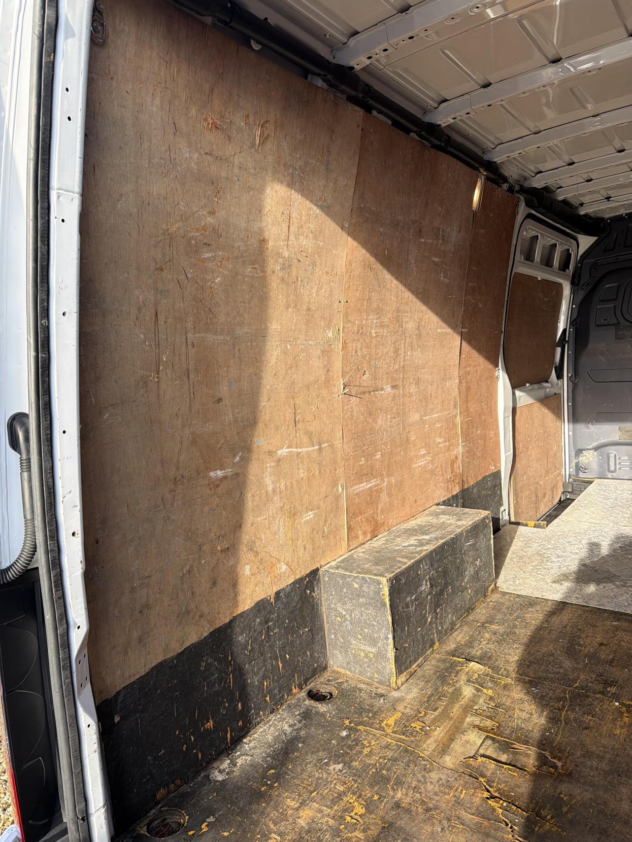 Mercedes-Benz Sprinter 2.1 314 CDI Panel Van 5dr Diesel Manual RWD L3 H2 Euro 6 (143 ps)