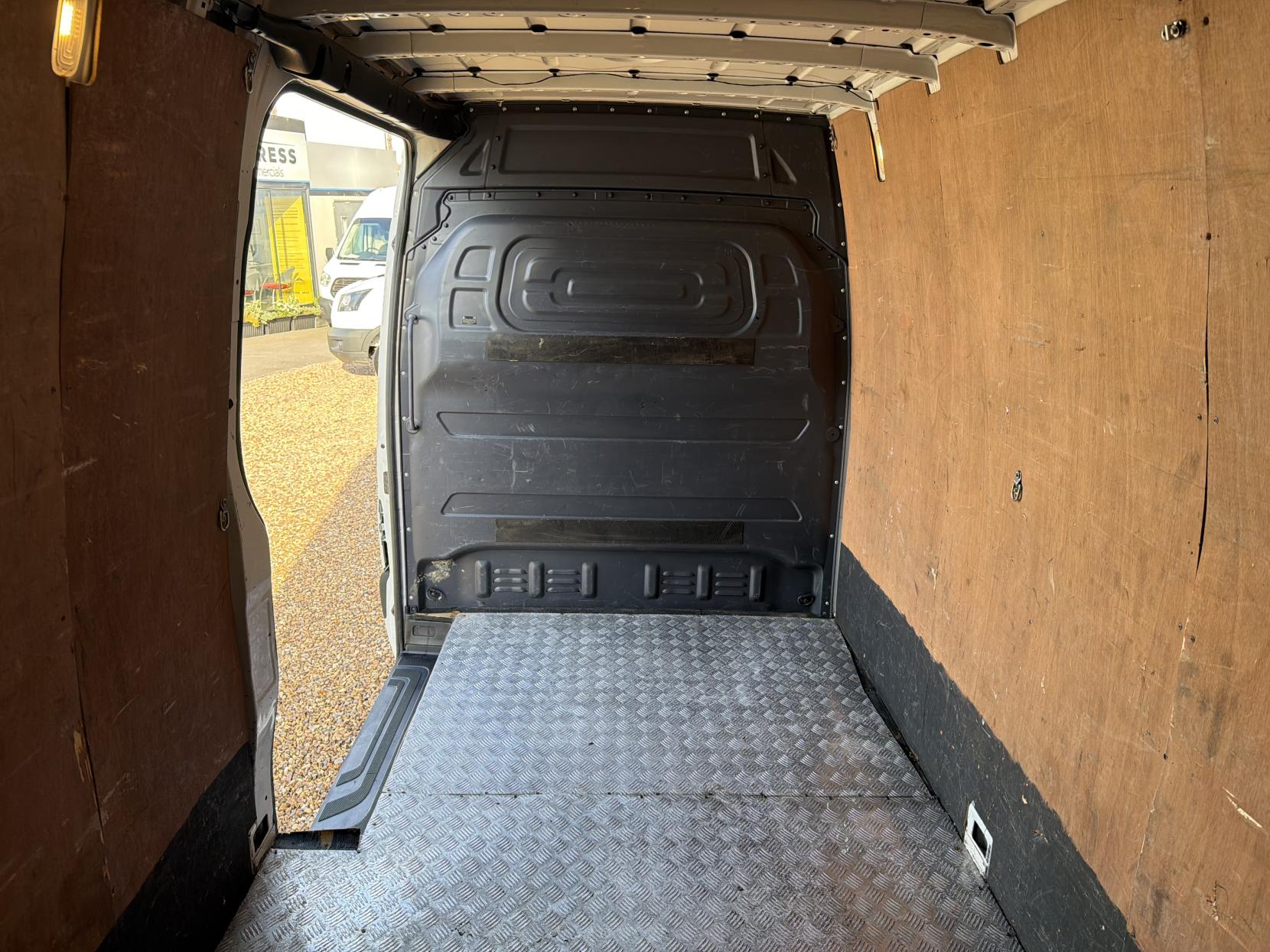 Mercedes-Benz Sprinter 2.1 314 CDI Panel Van 5dr Diesel Manual RWD L3 H2 Euro 6 (143 ps)