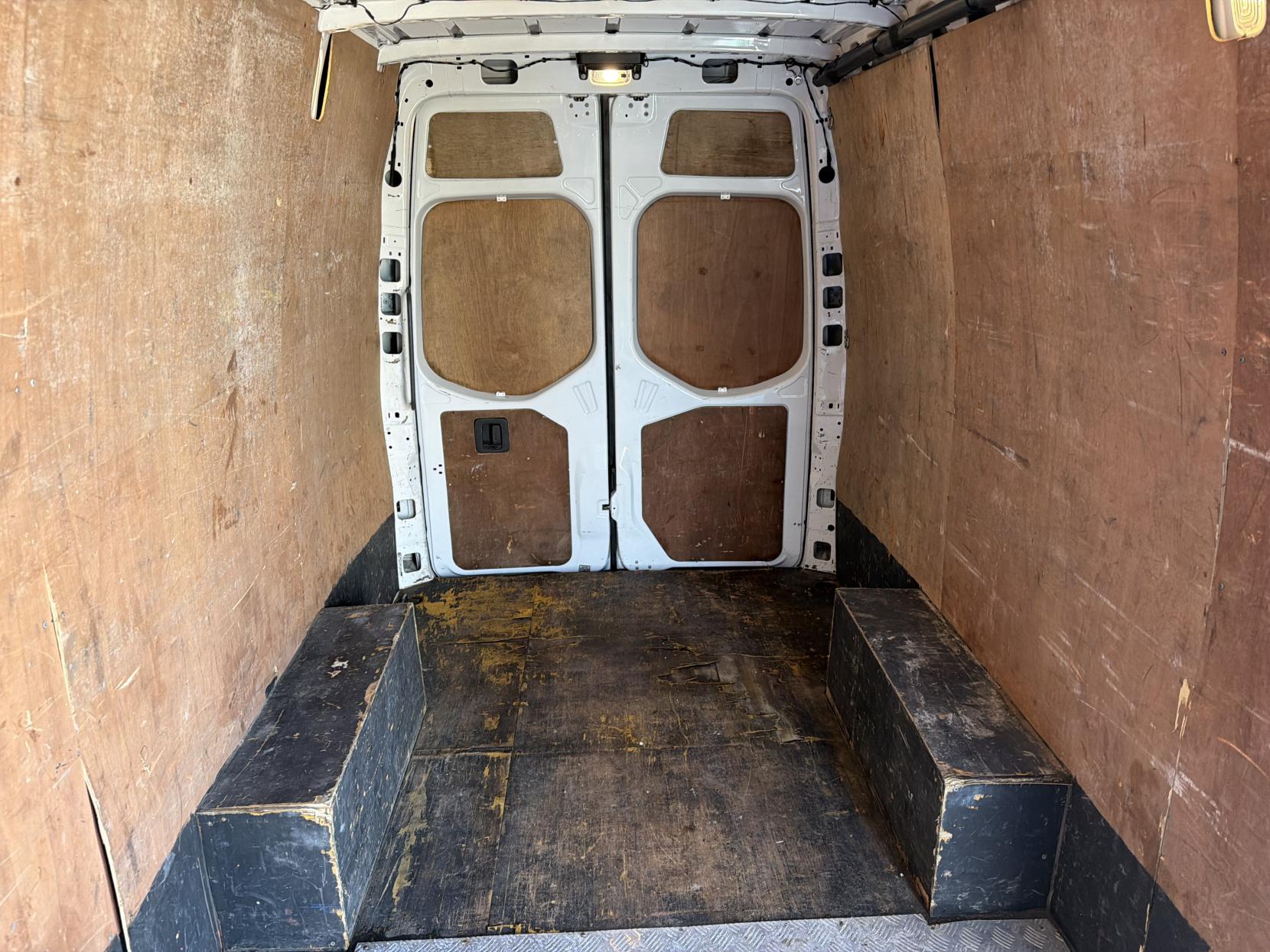 Mercedes-Benz Sprinter 2.1 314 CDI Panel Van 5dr Diesel Manual RWD L3 H2 Euro 6 (143 ps)