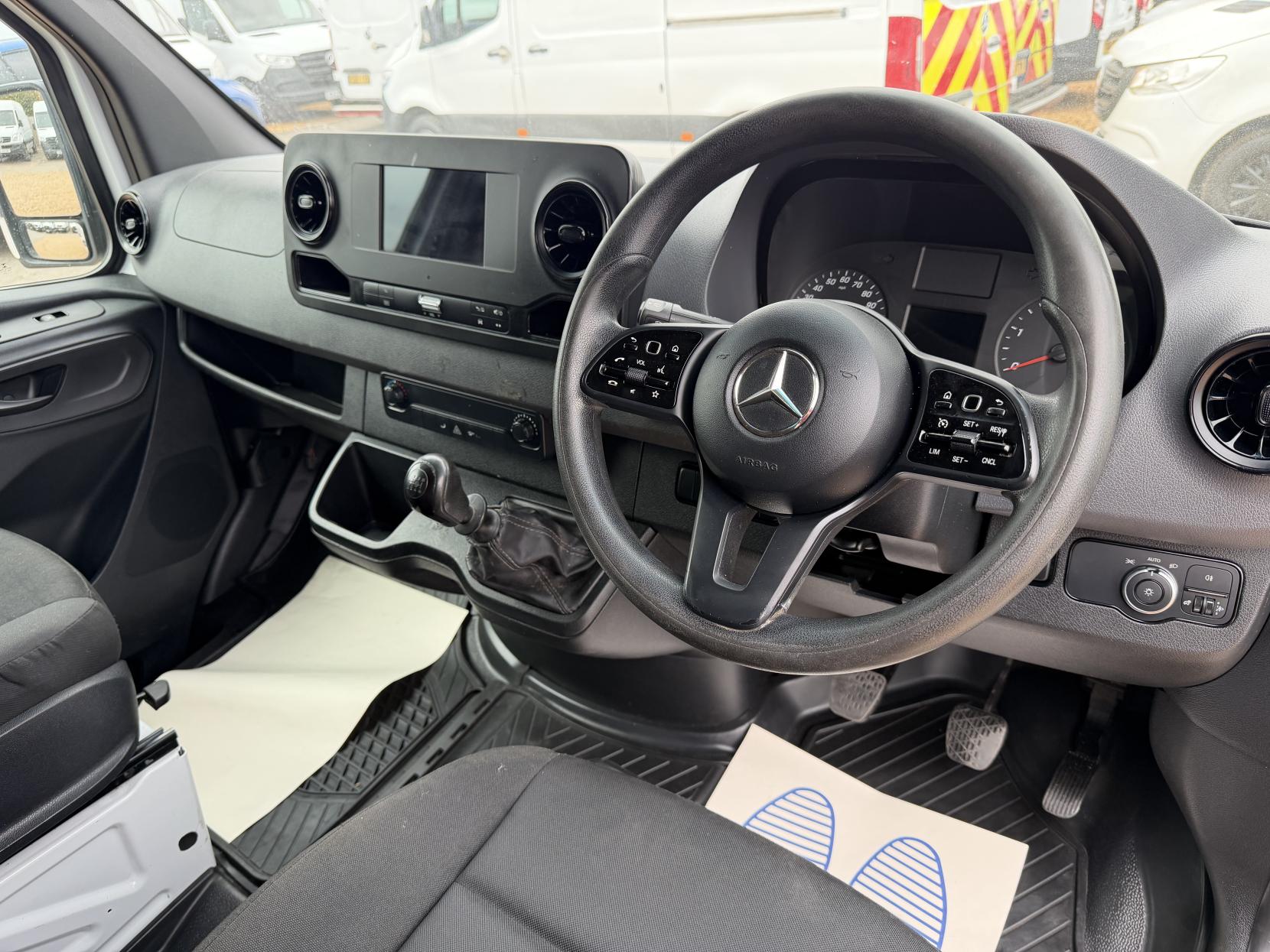 2020 Mercedes-Benz Sprinter 2.1 311 CDI Panel Van 5dr Diesel Manual RWD L3 H2 Euro 6 (114 ps) - Thumbnail 2