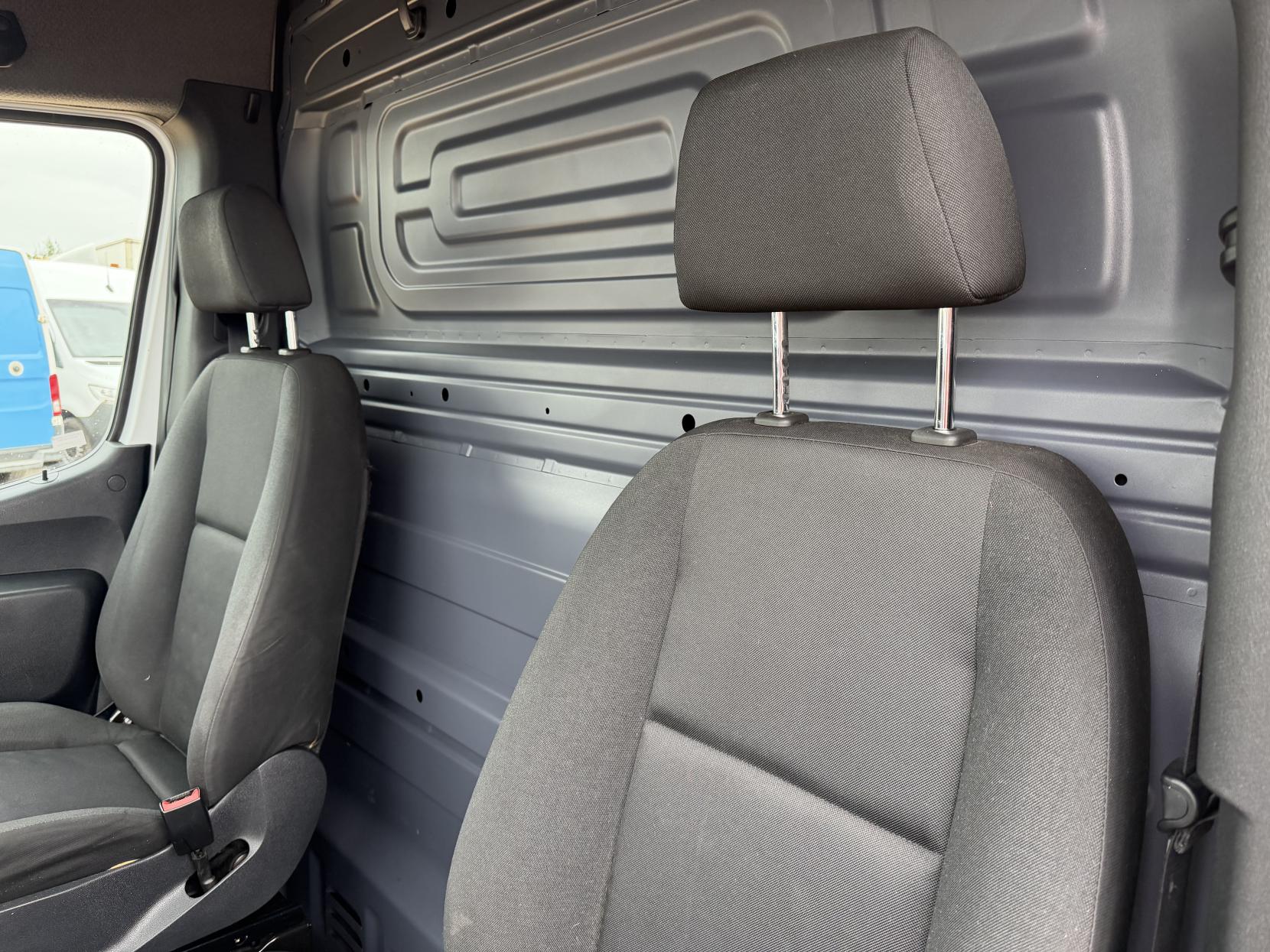 2020 Mercedes-Benz Sprinter 2.1 311 CDI Panel Van 5dr Diesel Manual RWD L3 H2 Euro 6 (114 ps) - Thumbnail 16