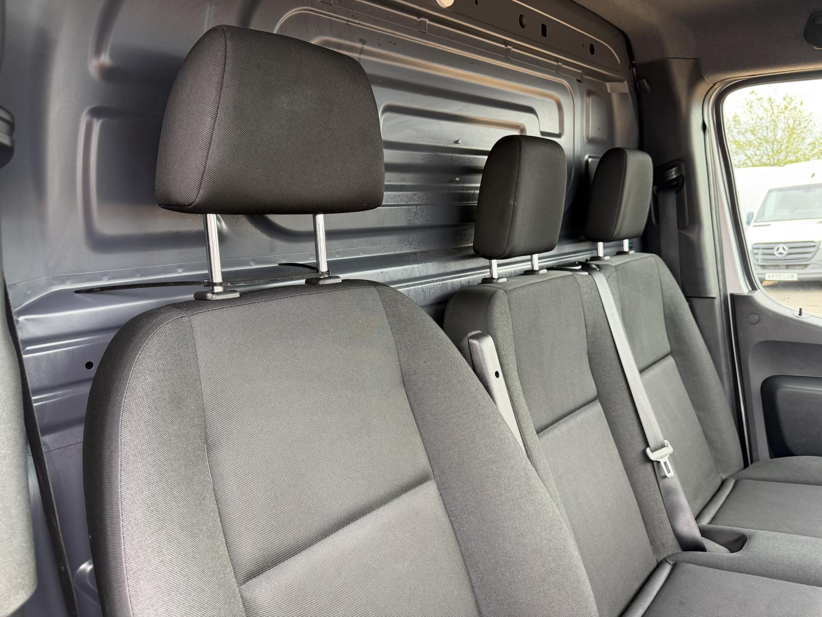 2020 Mercedes-Benz Sprinter 2.1 314 CDI Panel Van 5dr Diesel Manual FWD L1 H1 Euro 6 (143 ps) - Thumbnail 3