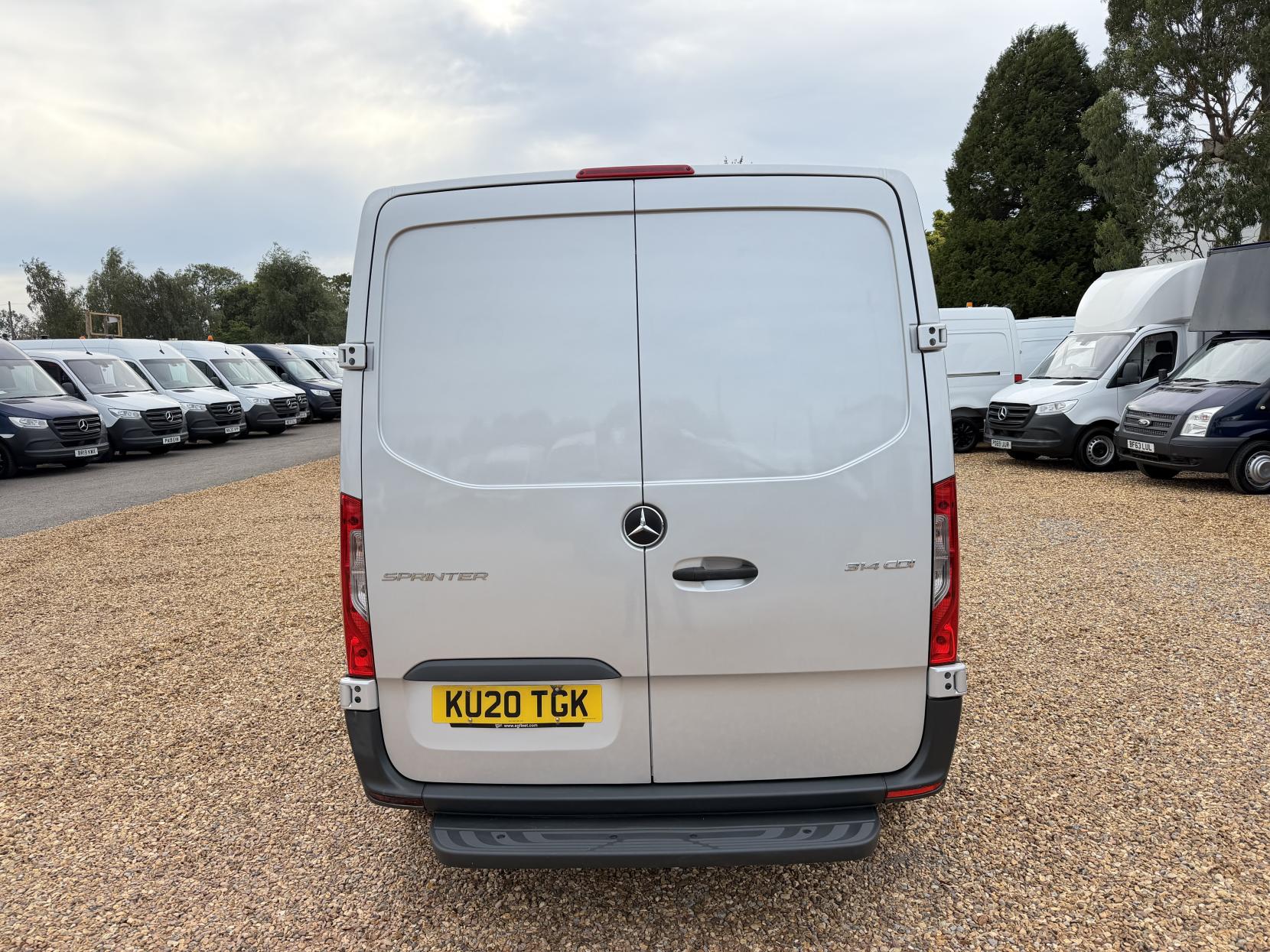 2020 Mercedes-Benz Sprinter 2.1 314 CDI Panel Van 5dr Diesel Manual FWD L1 H1 Euro 6 (143 ps) - Thumbnail 10