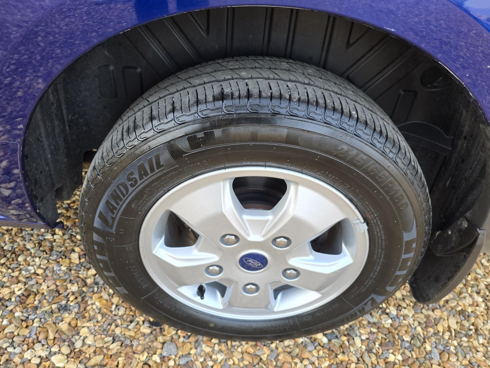 Ford Transit Custom 2.2 TDCi 270 Trend Panel Van 5dr Diesel Manual L1 H1 (186 g/km, 123 bhp)