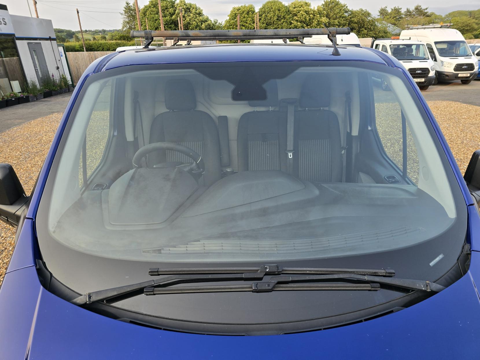 Ford Transit Custom 2.2 TDCi 270 Trend Panel Van 5dr Diesel Manual L1 H1 (186 g/km, 123 bhp)