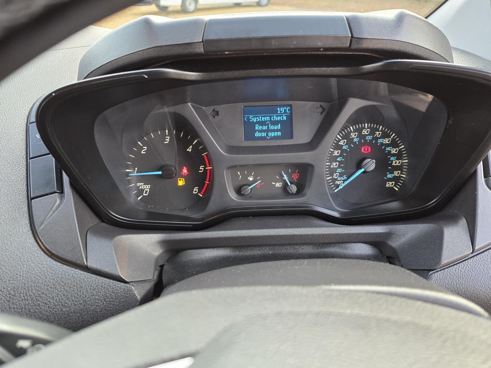 Ford Transit Custom 2.2 TDCi 270 Trend Panel Van 5dr Diesel Manual L1 H1 (186 g/km, 123 bhp)