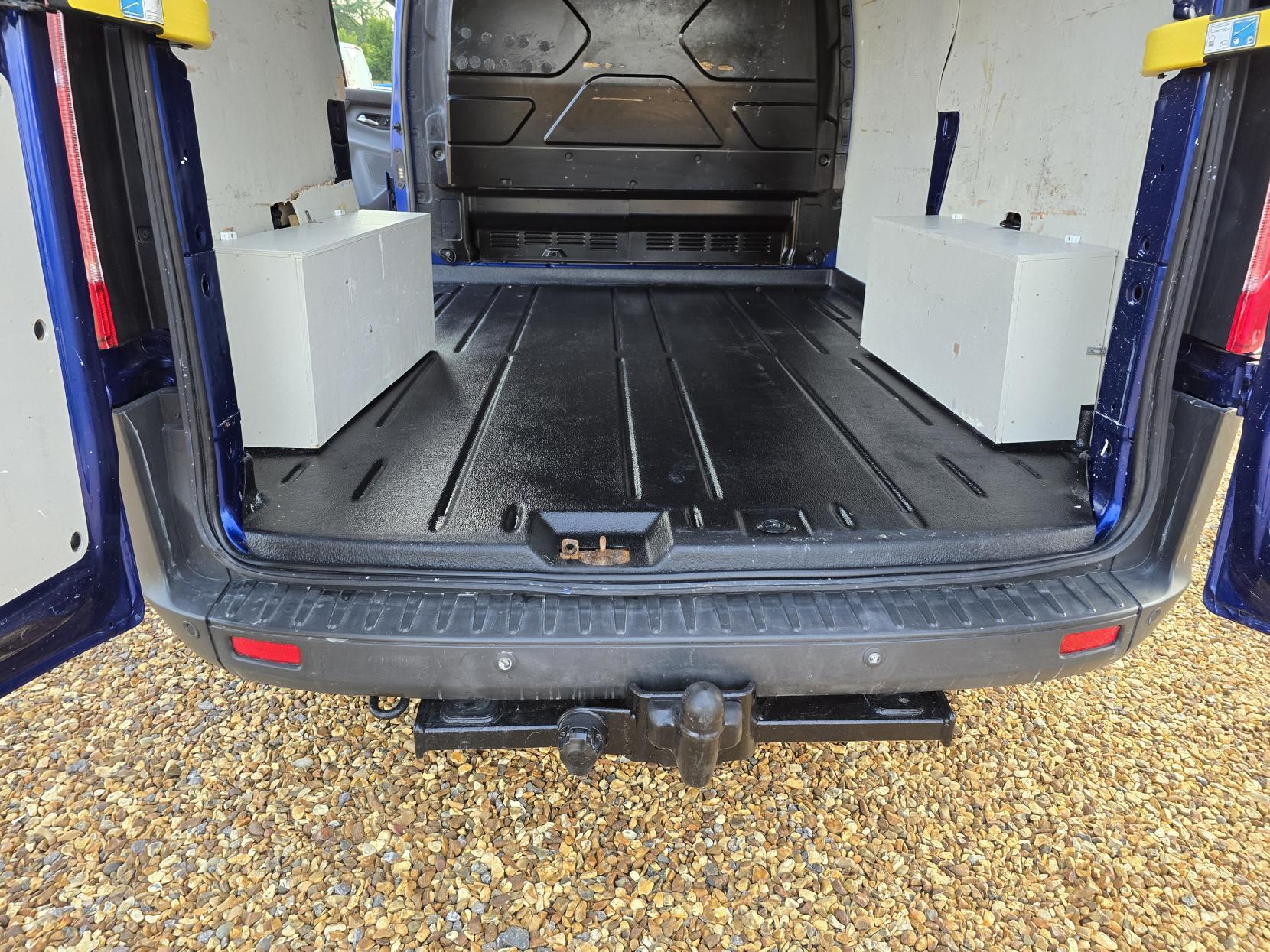 Ford Transit Custom 2.2 TDCi 270 Trend Panel Van 5dr Diesel Manual L1 H1 (186 g/km, 123 bhp)