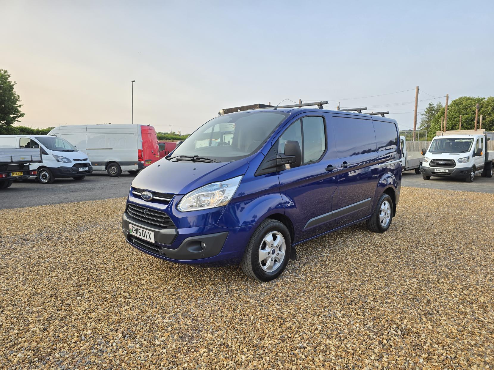 Ford Transit Custom 2.2 TDCi 270 Trend Panel Van 5dr Diesel Manual L1 H1 (186 g/km, 123 bhp)