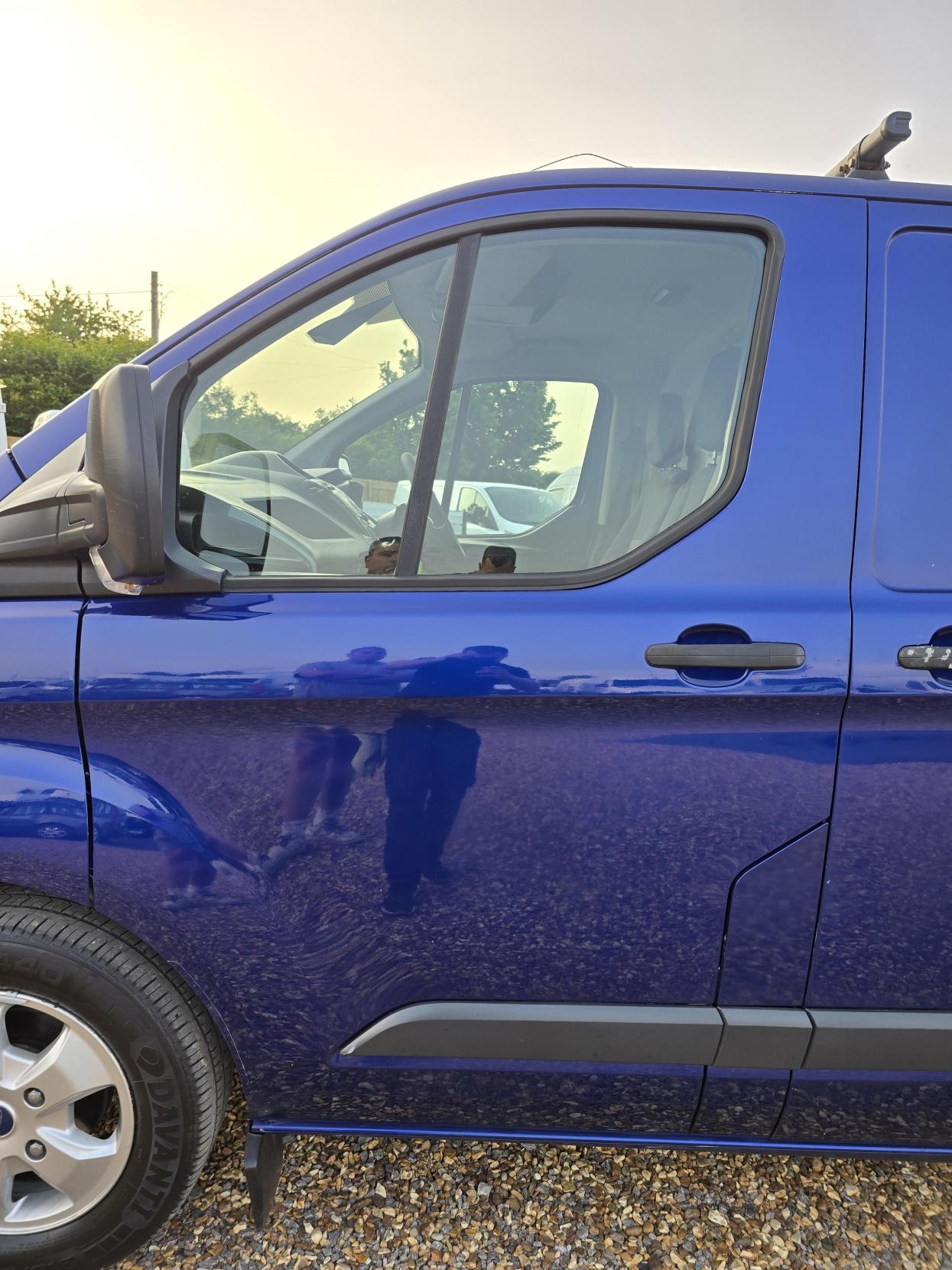 Ford Transit Custom 2.2 TDCi 270 Trend Panel Van 5dr Diesel Manual L1 H1 (186 g/km, 123 bhp)