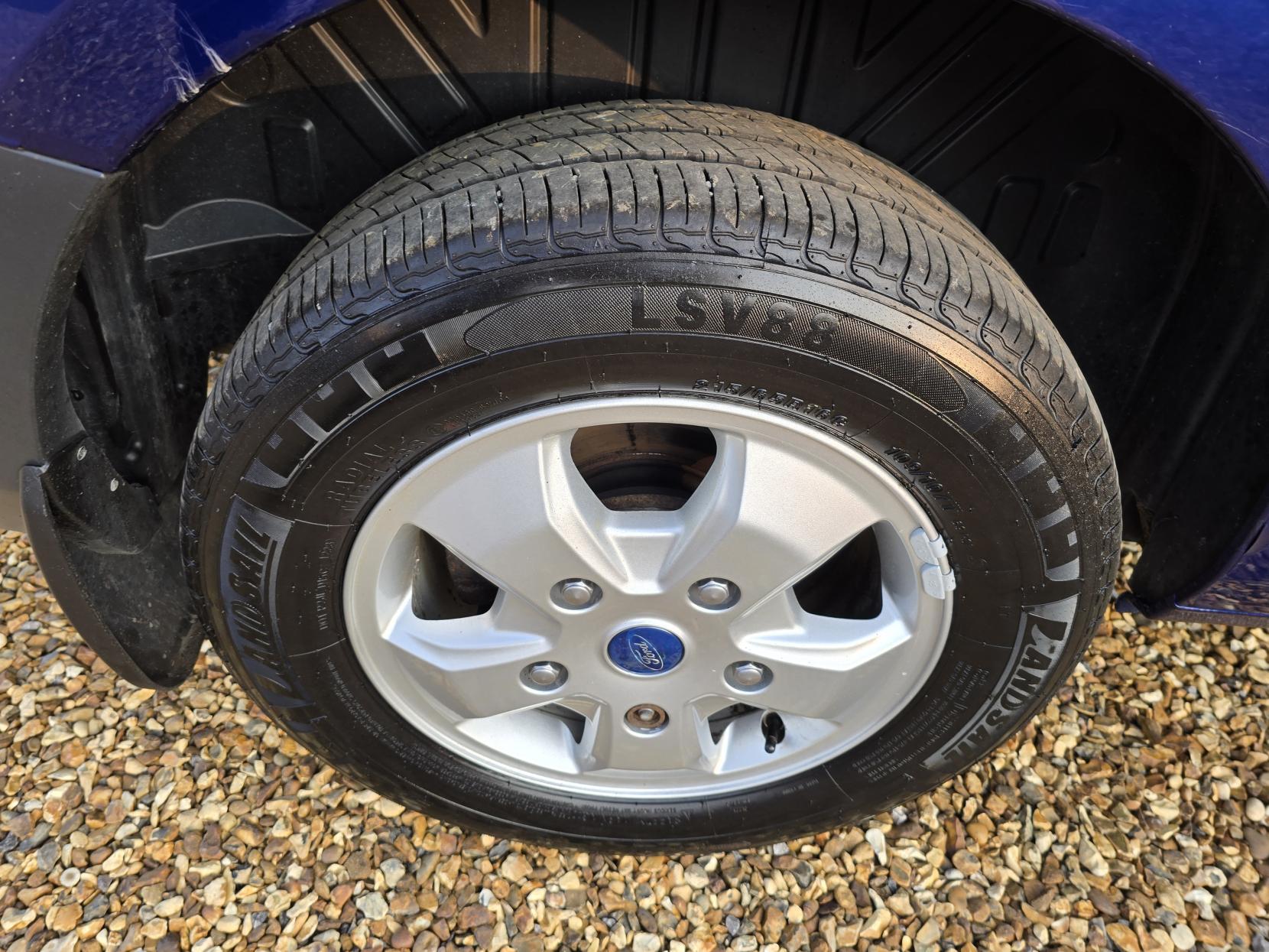 Ford Transit Custom 2.2 TDCi 270 Trend Panel Van 5dr Diesel Manual L1 H1 (186 g/km, 123 bhp)