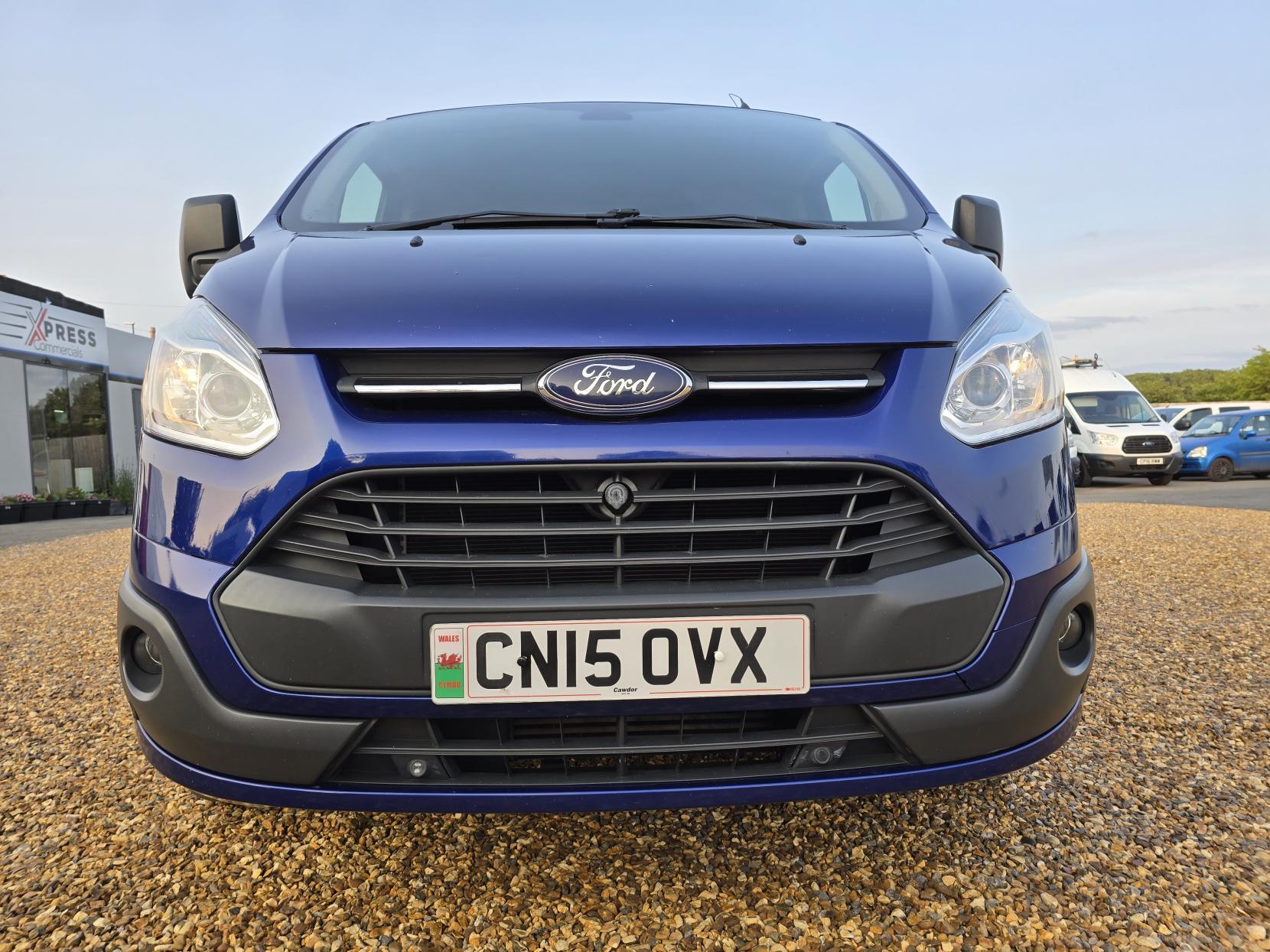 Ford Transit Custom 2.2 TDCi 270 Trend Panel Van 5dr Diesel Manual L1 H1 (186 g/km, 123 bhp)
