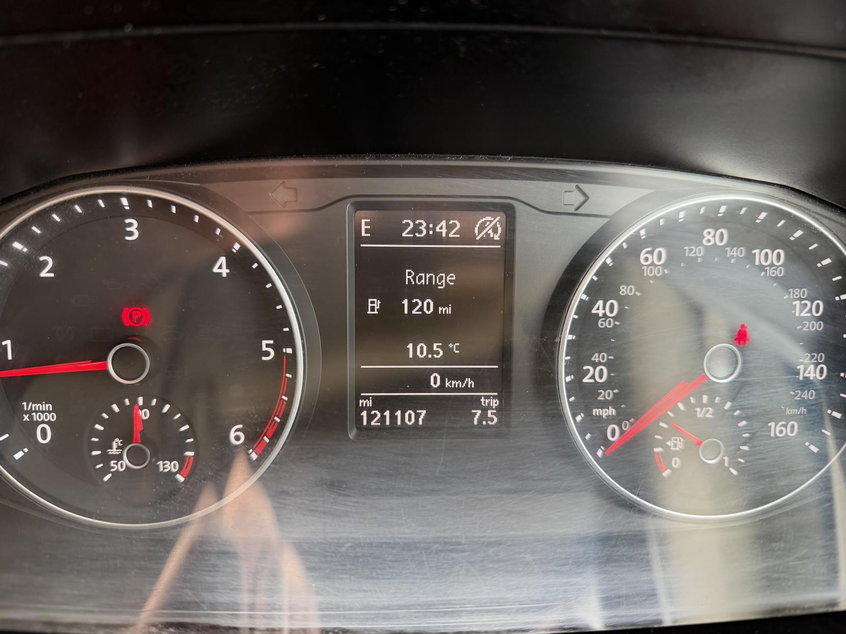 Volkswagen Transporter 2.0 TDI T28 Trendline Panel Van 5dr Diesel Manual FWD LWB Euro 6 (s/s) (102 ps)