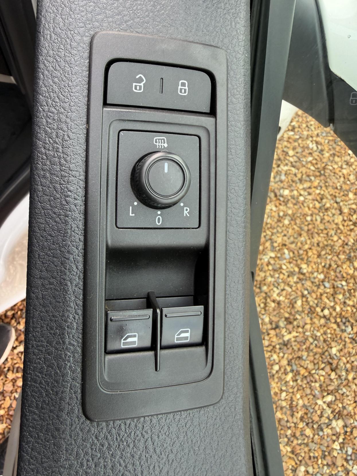 Volkswagen Transporter 2.0 TDI T28 Trendline Panel Van 5dr Diesel Manual FWD LWB Euro 6 (s/s) (102 ps)