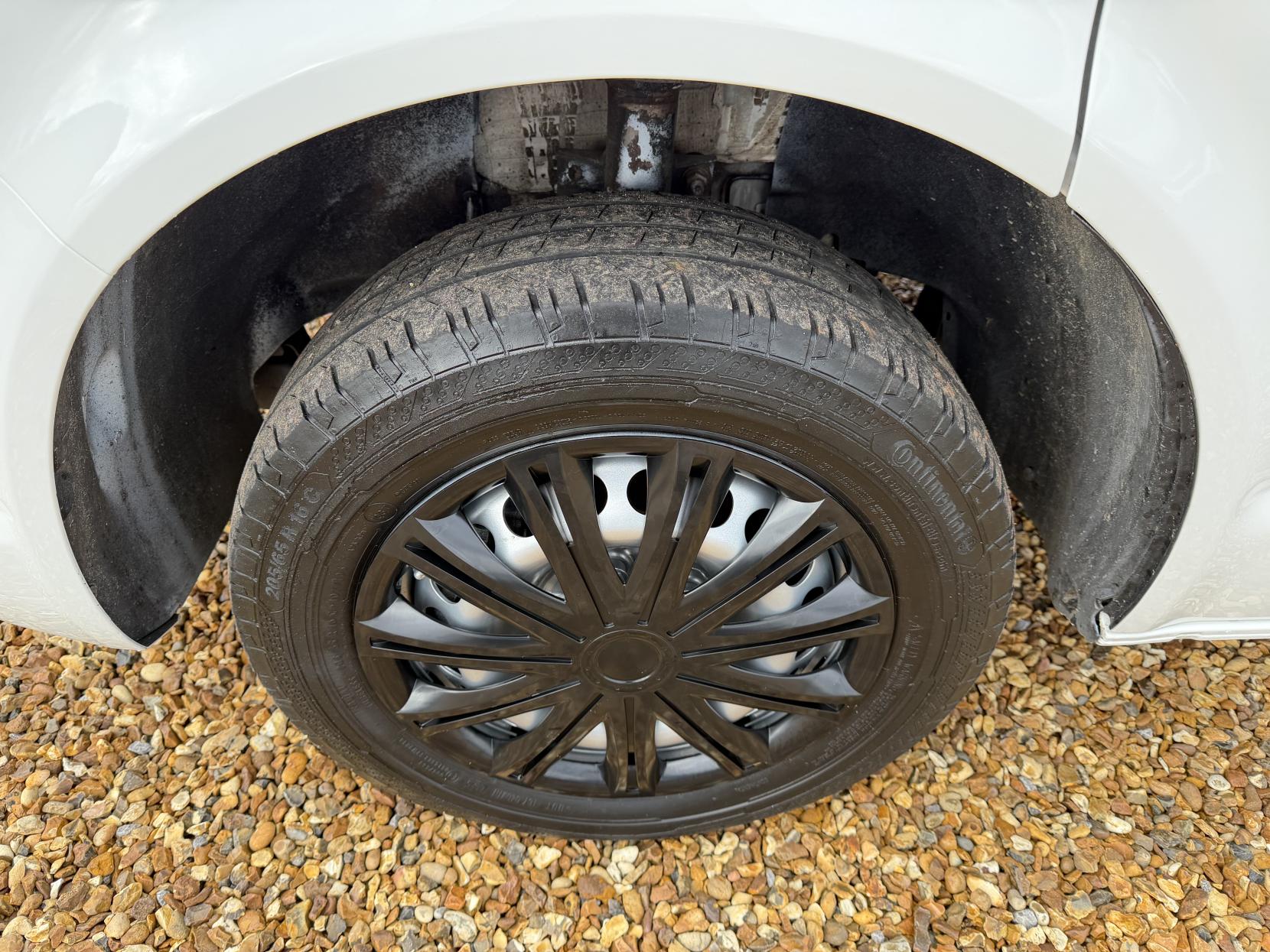 Volkswagen Transporter 2.0 TDI T28 Trendline Panel Van 5dr Diesel Manual FWD LWB Euro 6 (s/s) (102 ps)