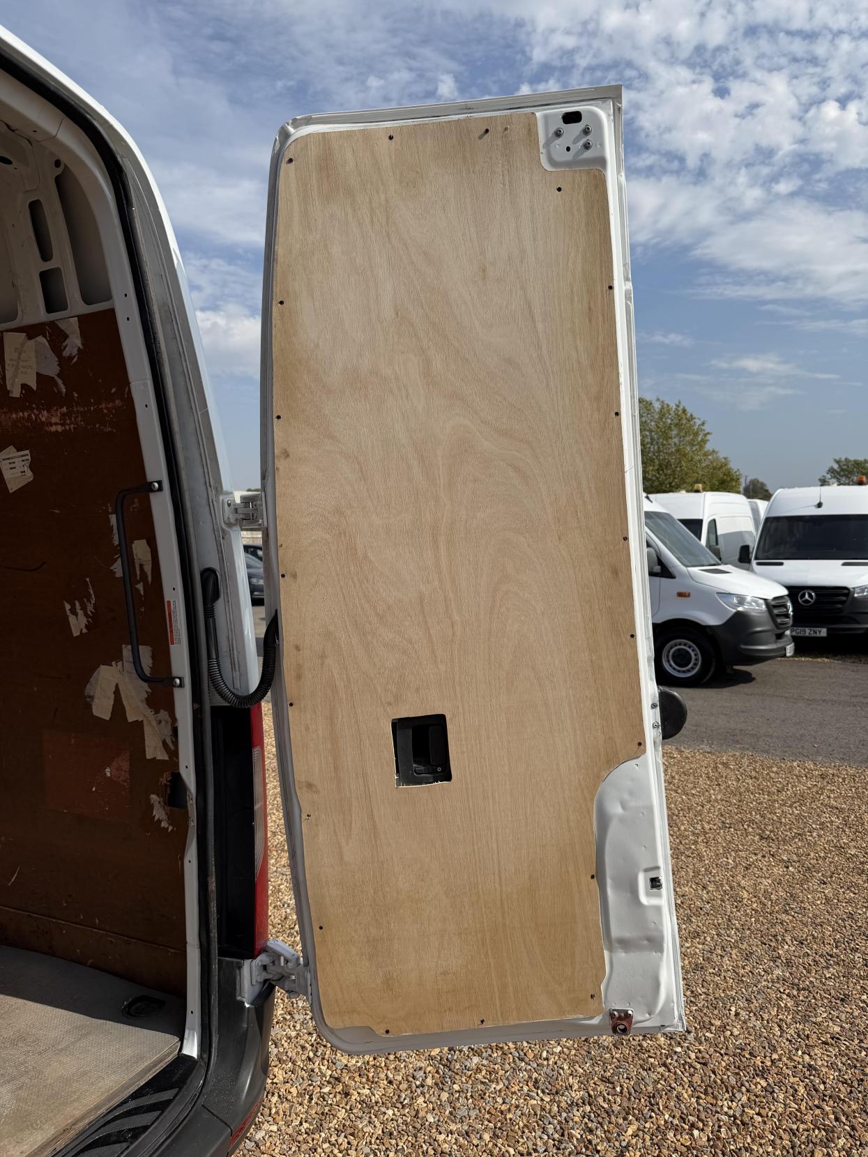 2019 Mercedes-Benz Sprinter 2.1 311 CDI Panel Van 5dr Diesel Manual RWD L3 H2 Euro 6 (114 ps) - Thumbnail 39