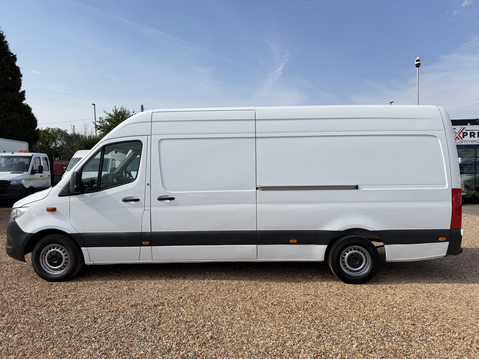 2019 Mercedes-Benz Sprinter 2.1 311 CDI Panel Van 5dr Diesel Manual RWD L3 H2 Euro 6 (114 ps) - Thumbnail 5
